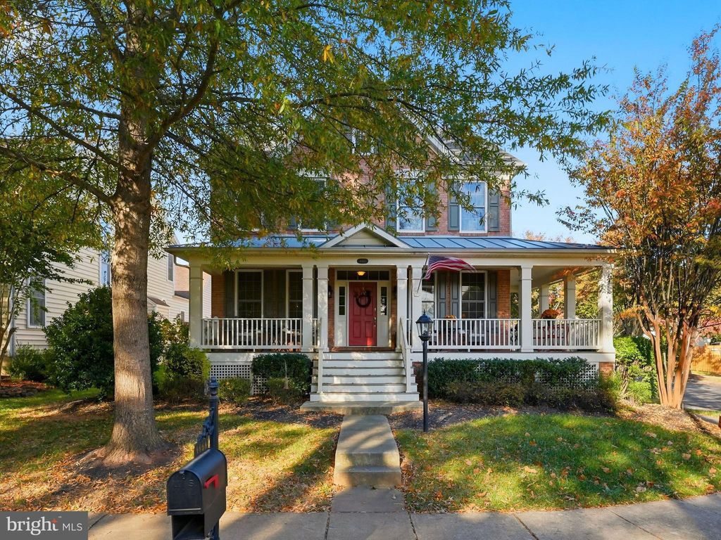 Photo of 4664 Allens Mill Boulevard, HAYMARKET, VA 20169 (MLS # VAPW2106902)