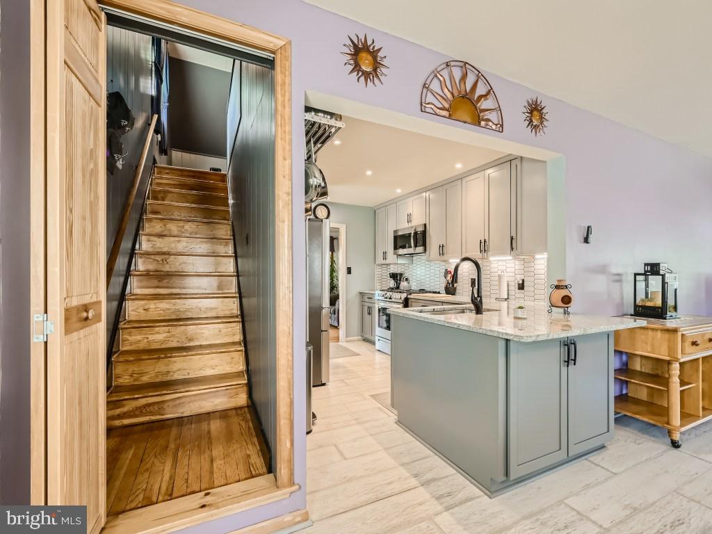 LANDSDOWNE - Residential