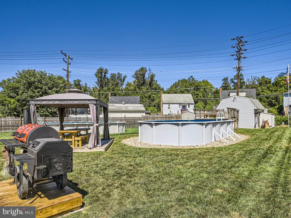 LANDSDOWNE - Residential