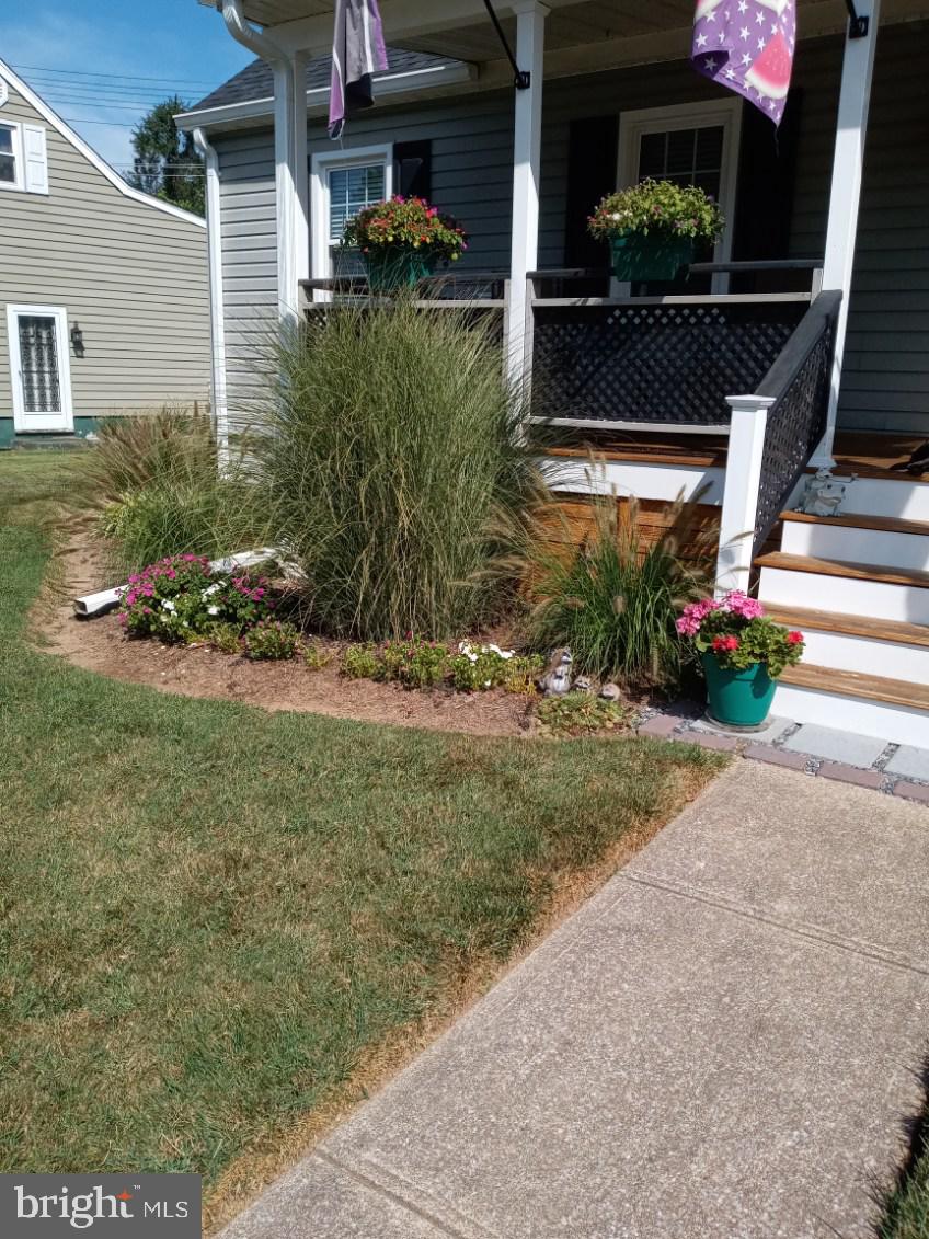 LANDSDOWNE - Residential