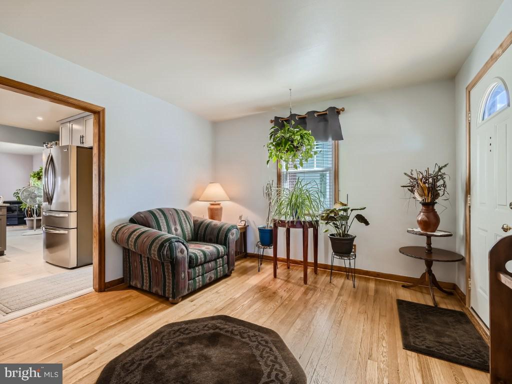 LANDSDOWNE - Residential