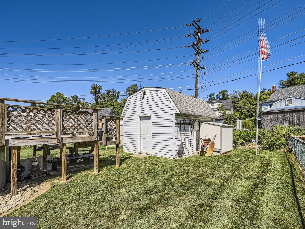 LANDSDOWNE - Residential