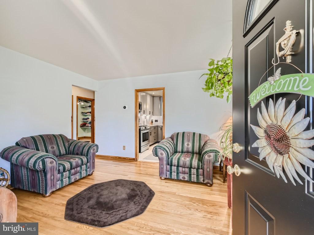 LANDSDOWNE - Residential