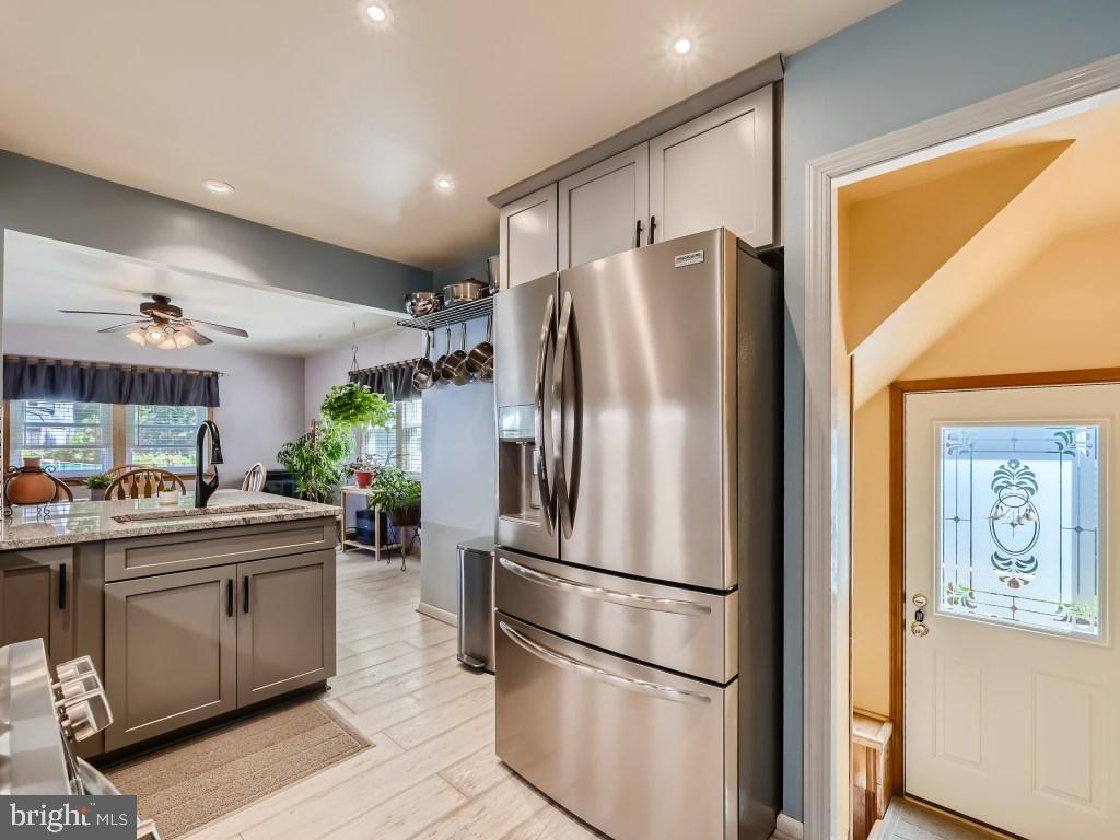 LANDSDOWNE - Residential