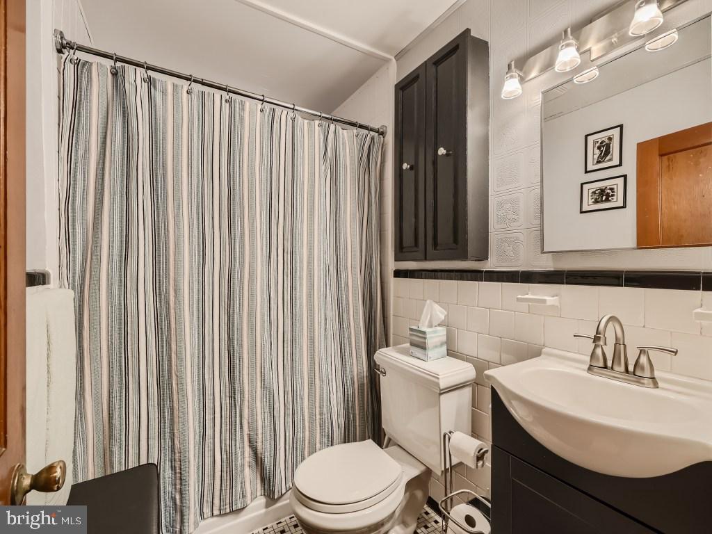 LANDSDOWNE - Residential