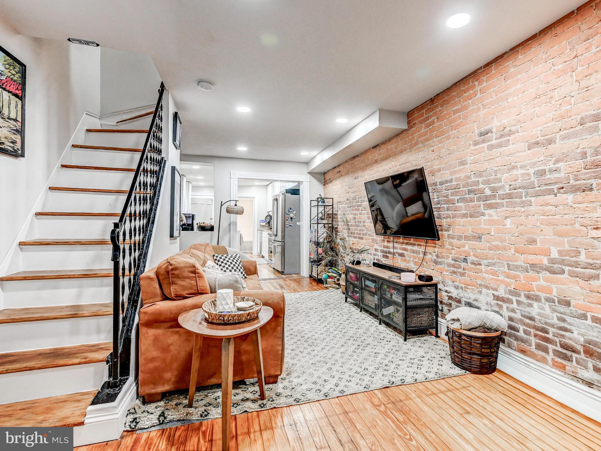 510 S DURHAM STREET S