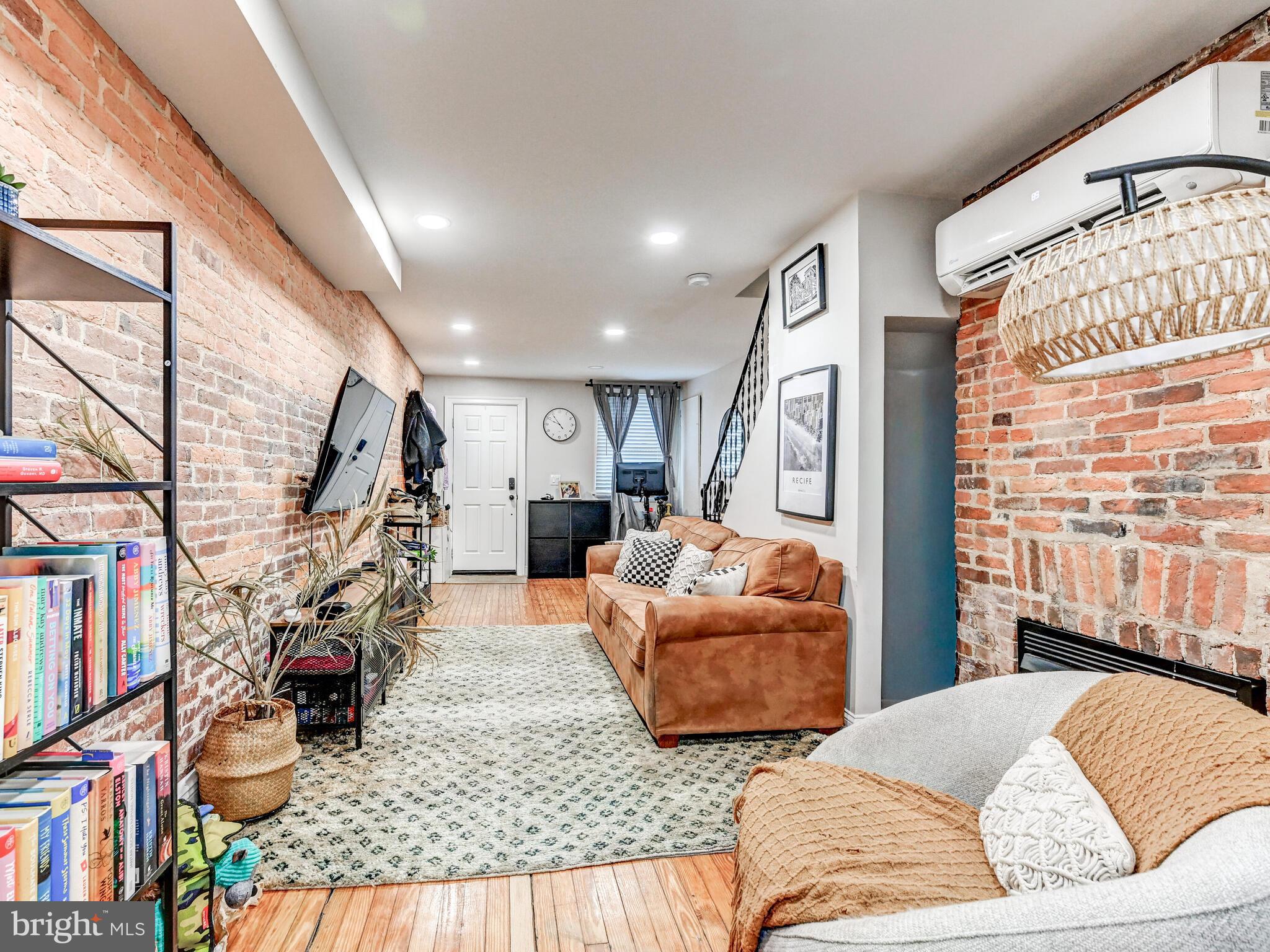 FELLS POINT HISTORIC DISTRICT - Residential