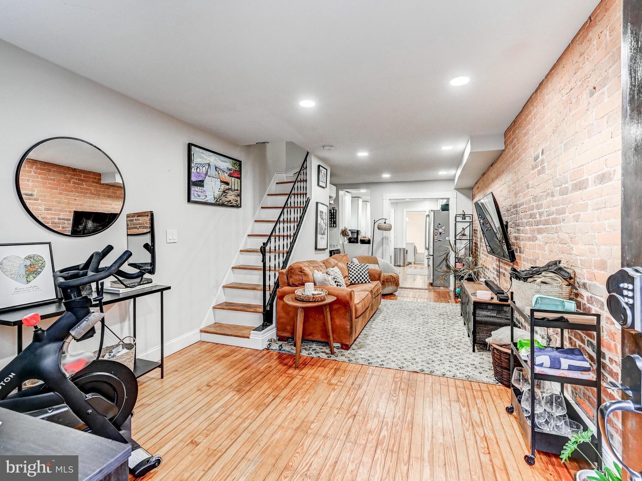 510 S DURHAM STREET S