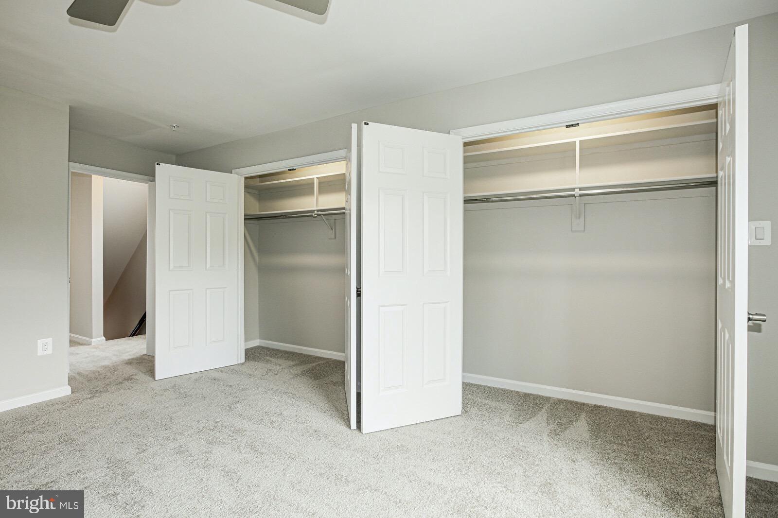 ARLINGTON RIDGE - Residential Lease