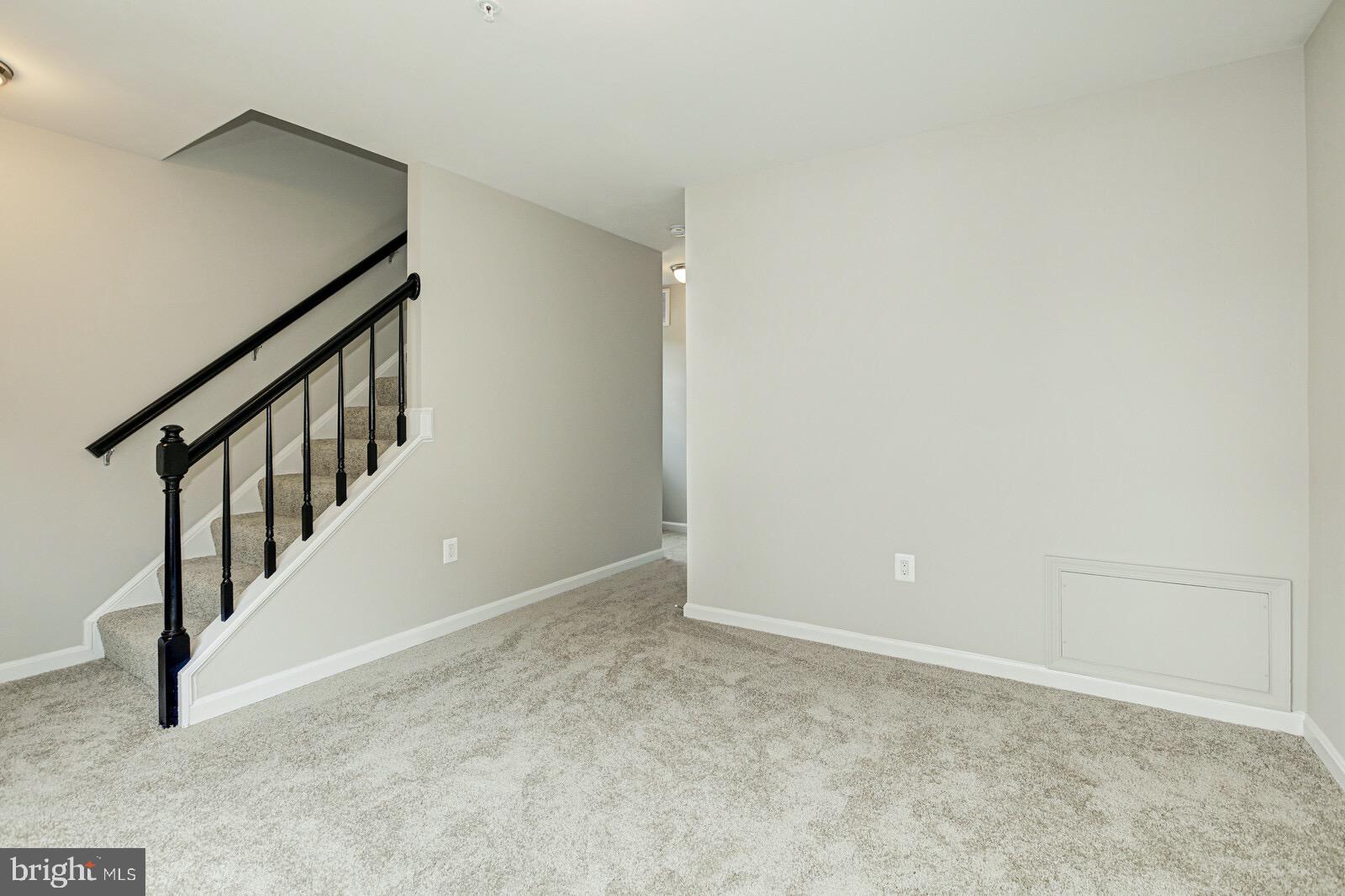 ARLINGTON RIDGE - Residential Lease