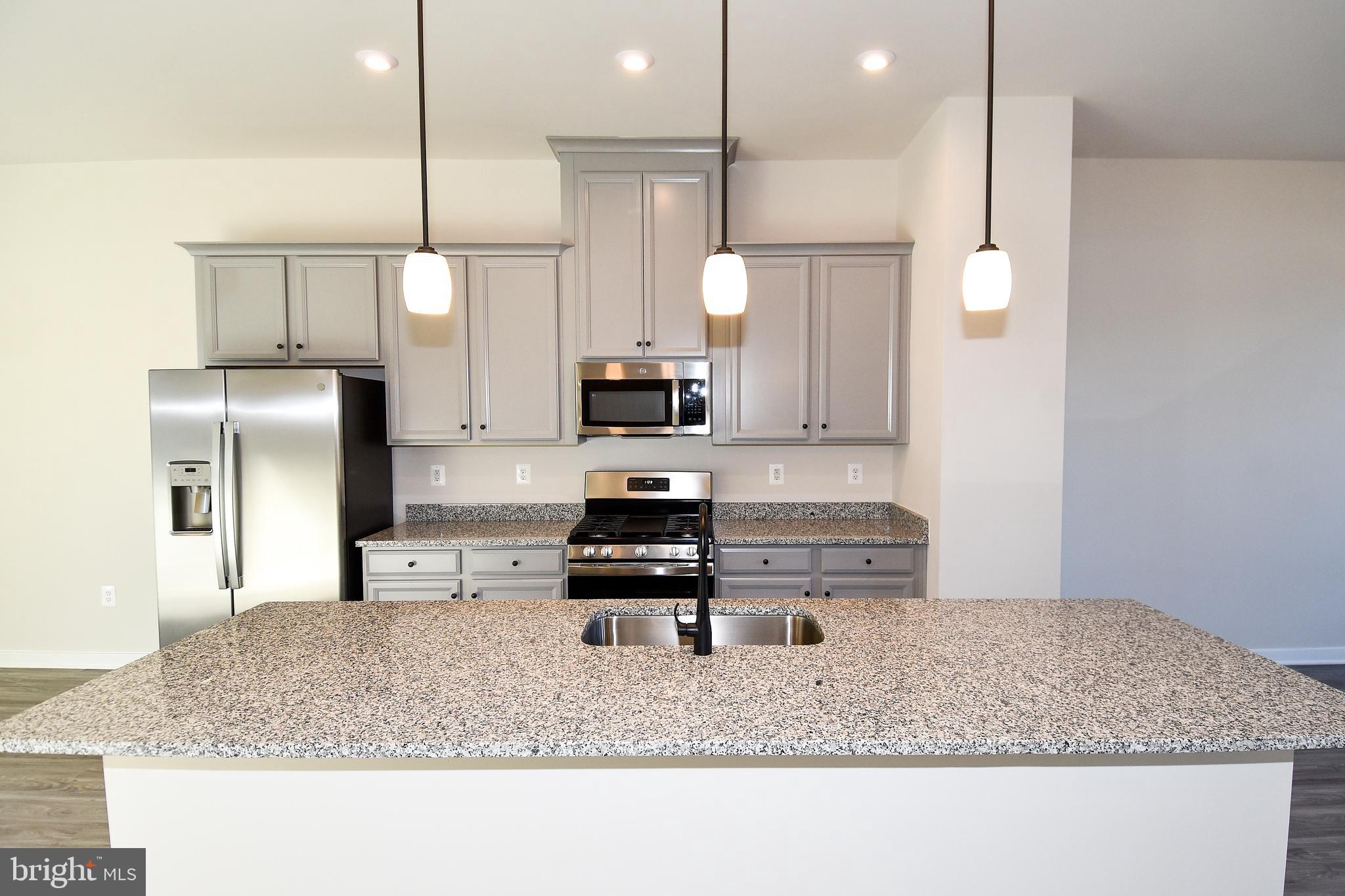 POTOMAC SHORES - Residential Lease