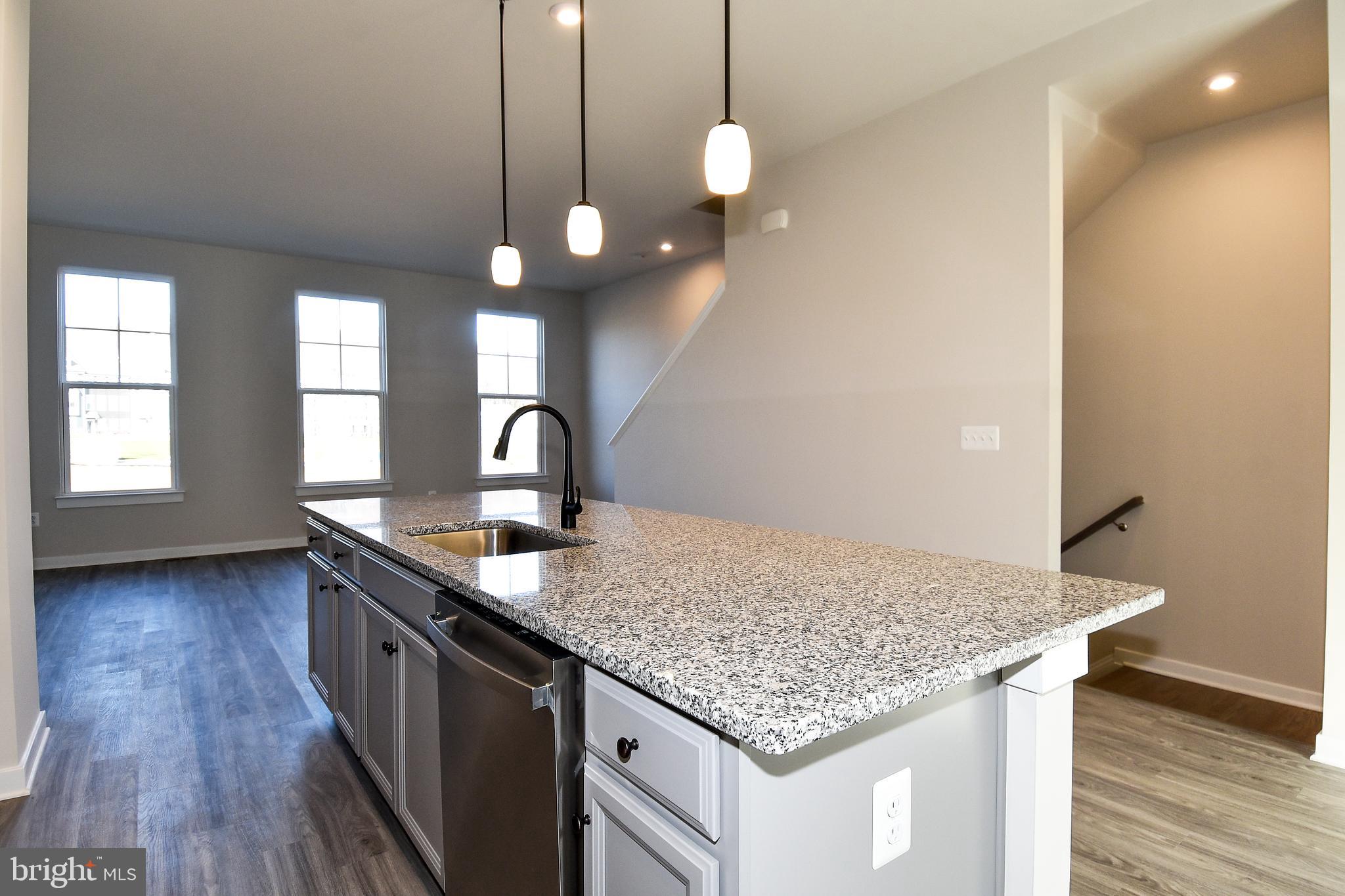 POTOMAC SHORES - Residential Lease