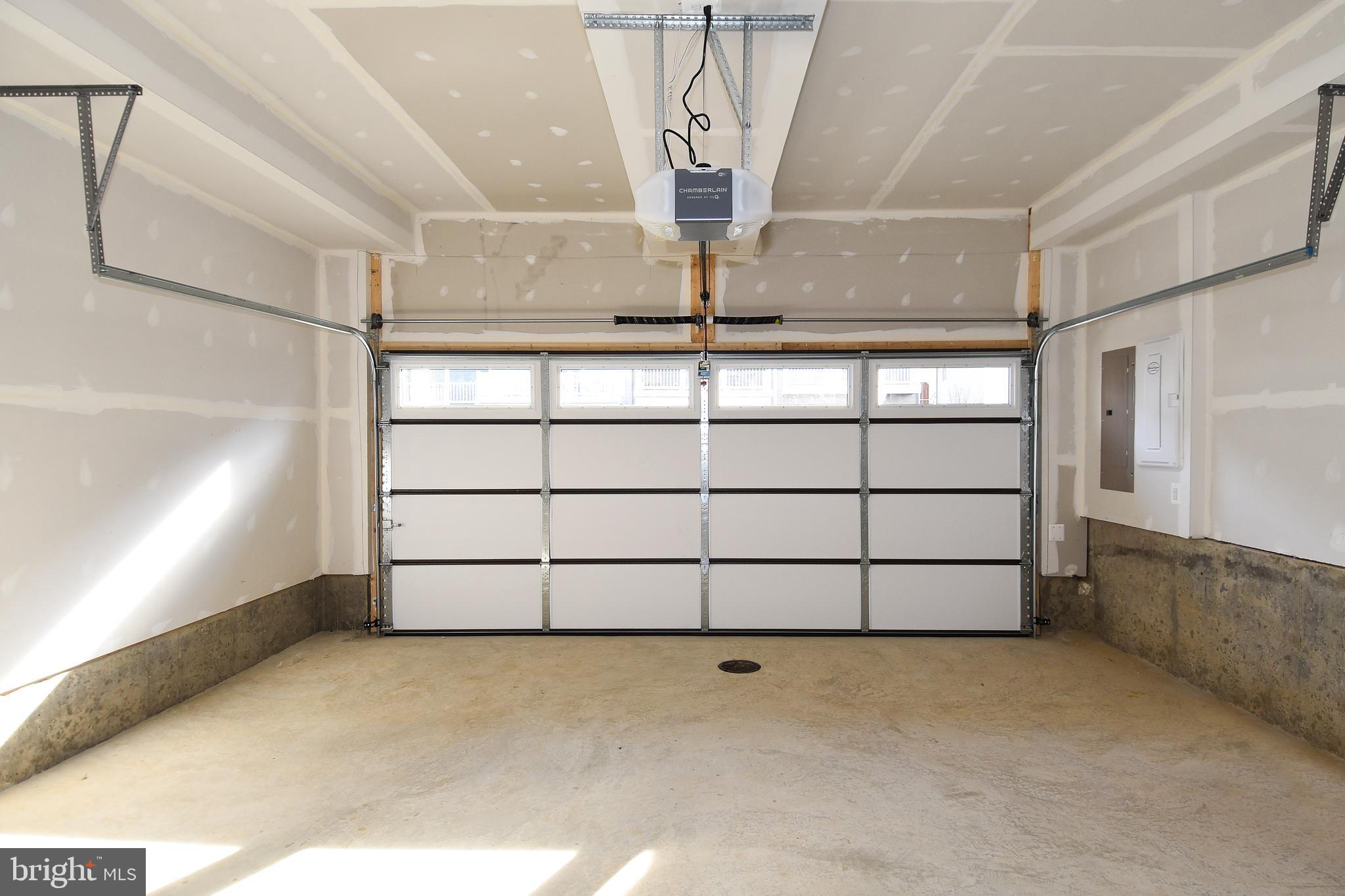 POTOMAC SHORES - Residential Lease