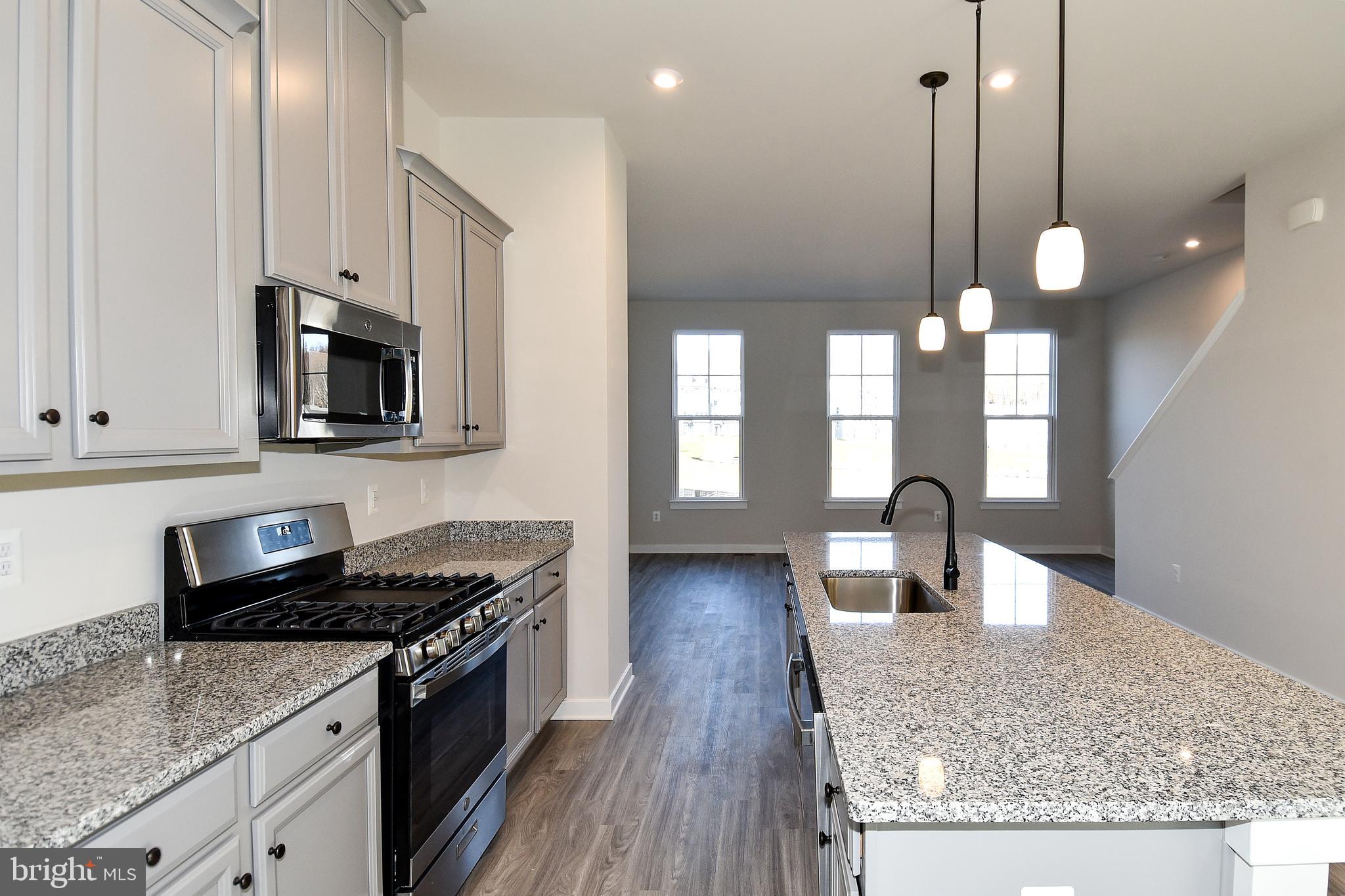 POTOMAC SHORES - Residential Lease