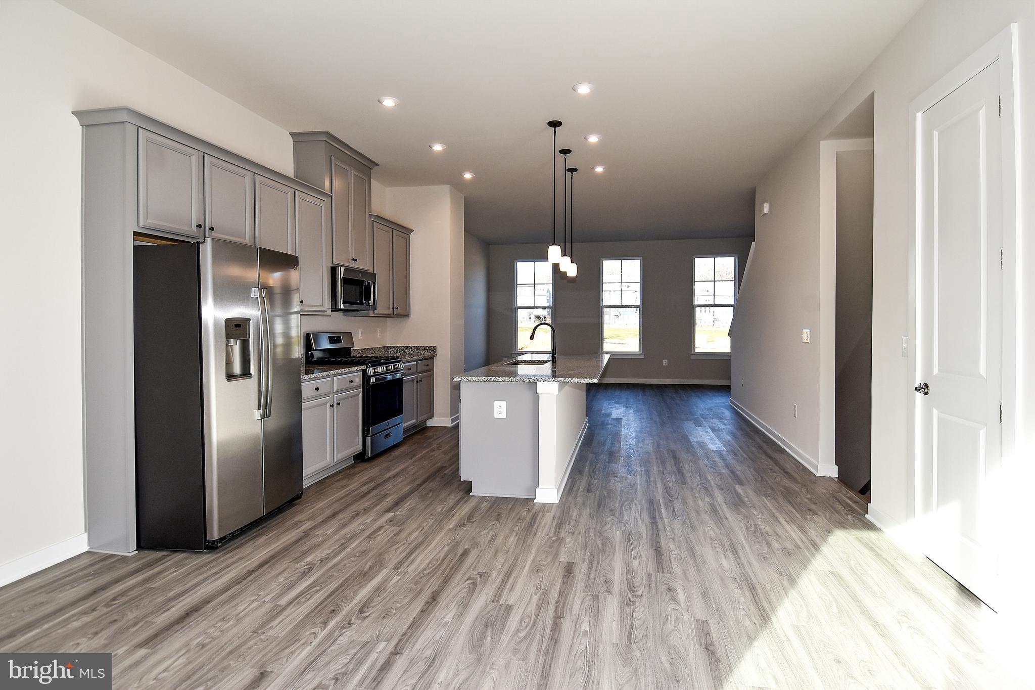 POTOMAC SHORES - Residential Lease