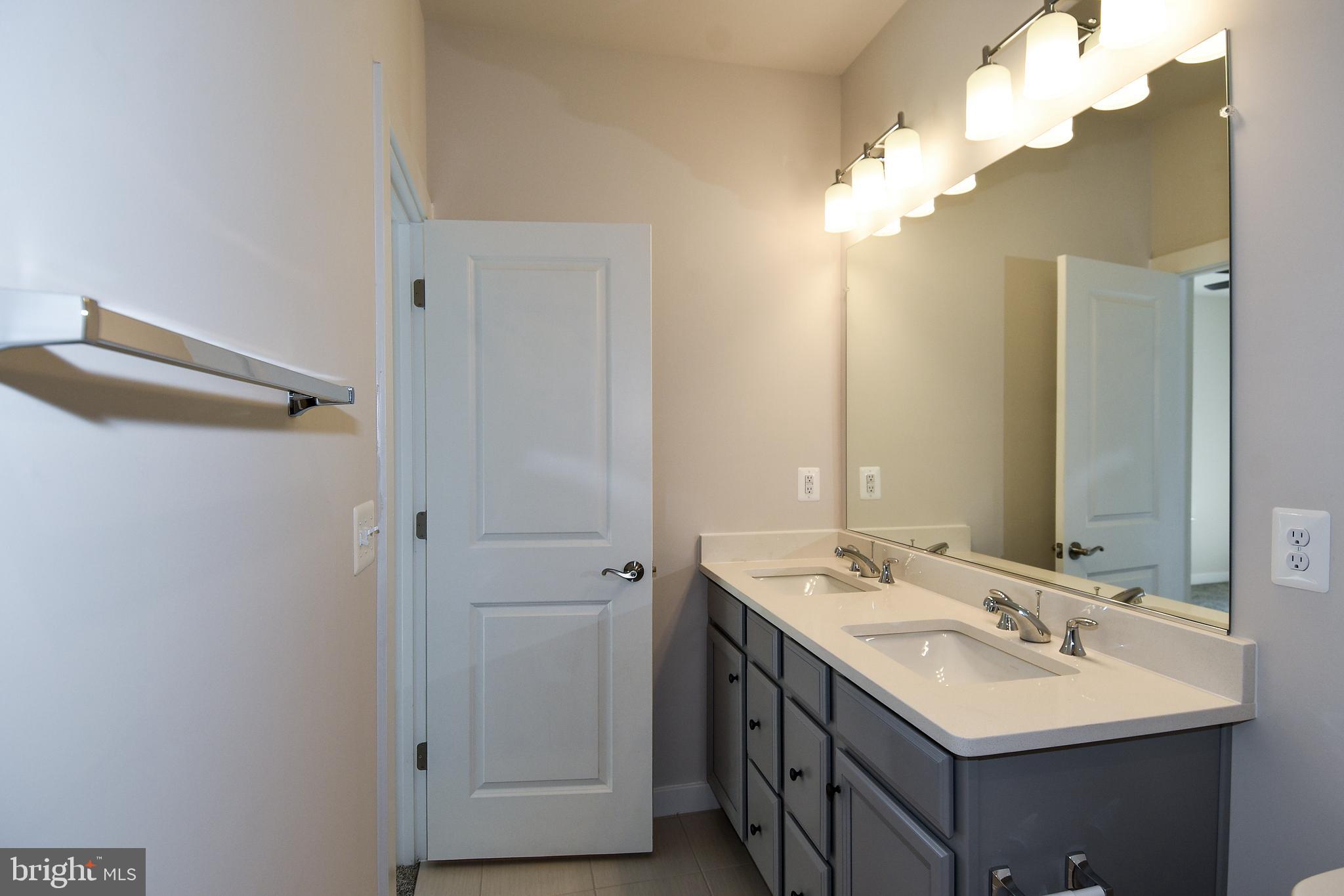 POTOMAC SHORES - Residential Lease