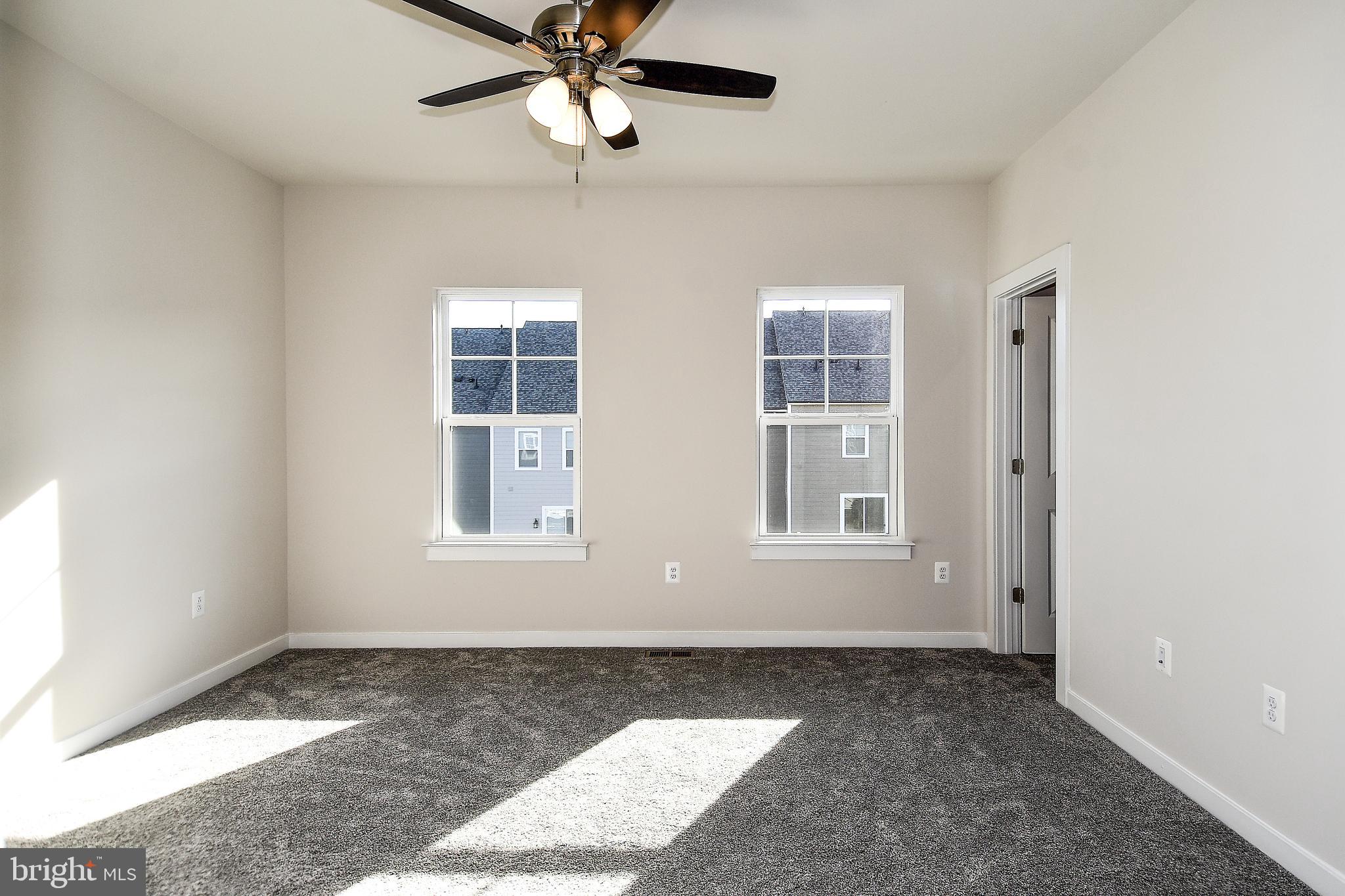 POTOMAC SHORES - Residential Lease