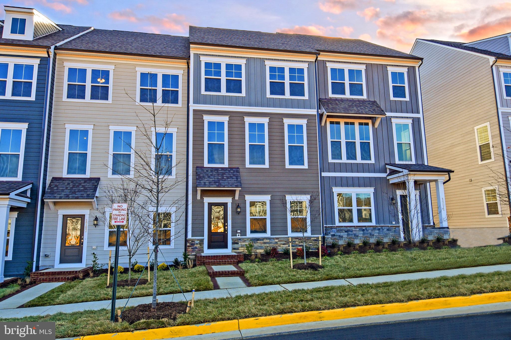 POTOMAC SHORES - Residential Lease