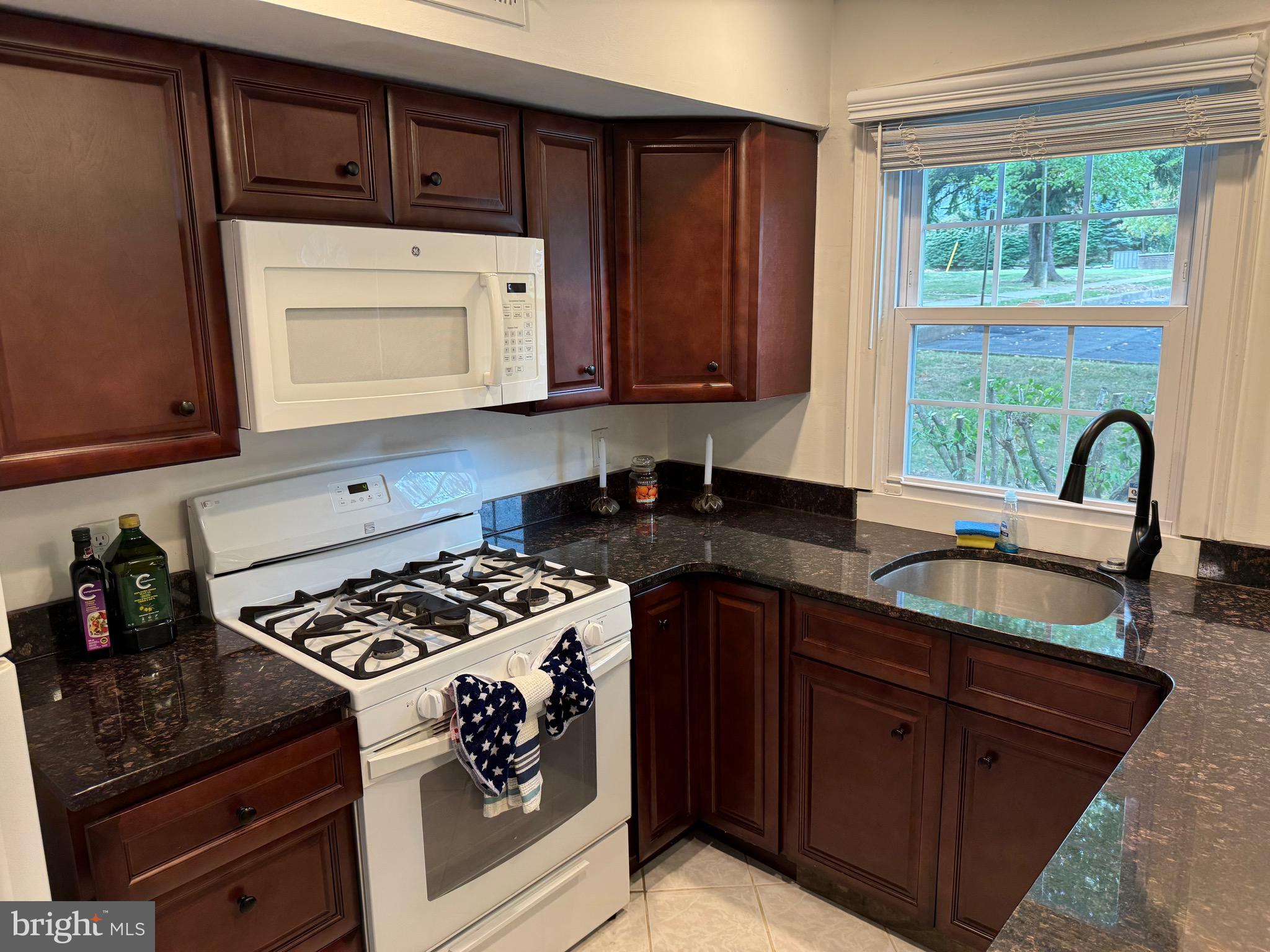 470 DRESHER ROAD B-5