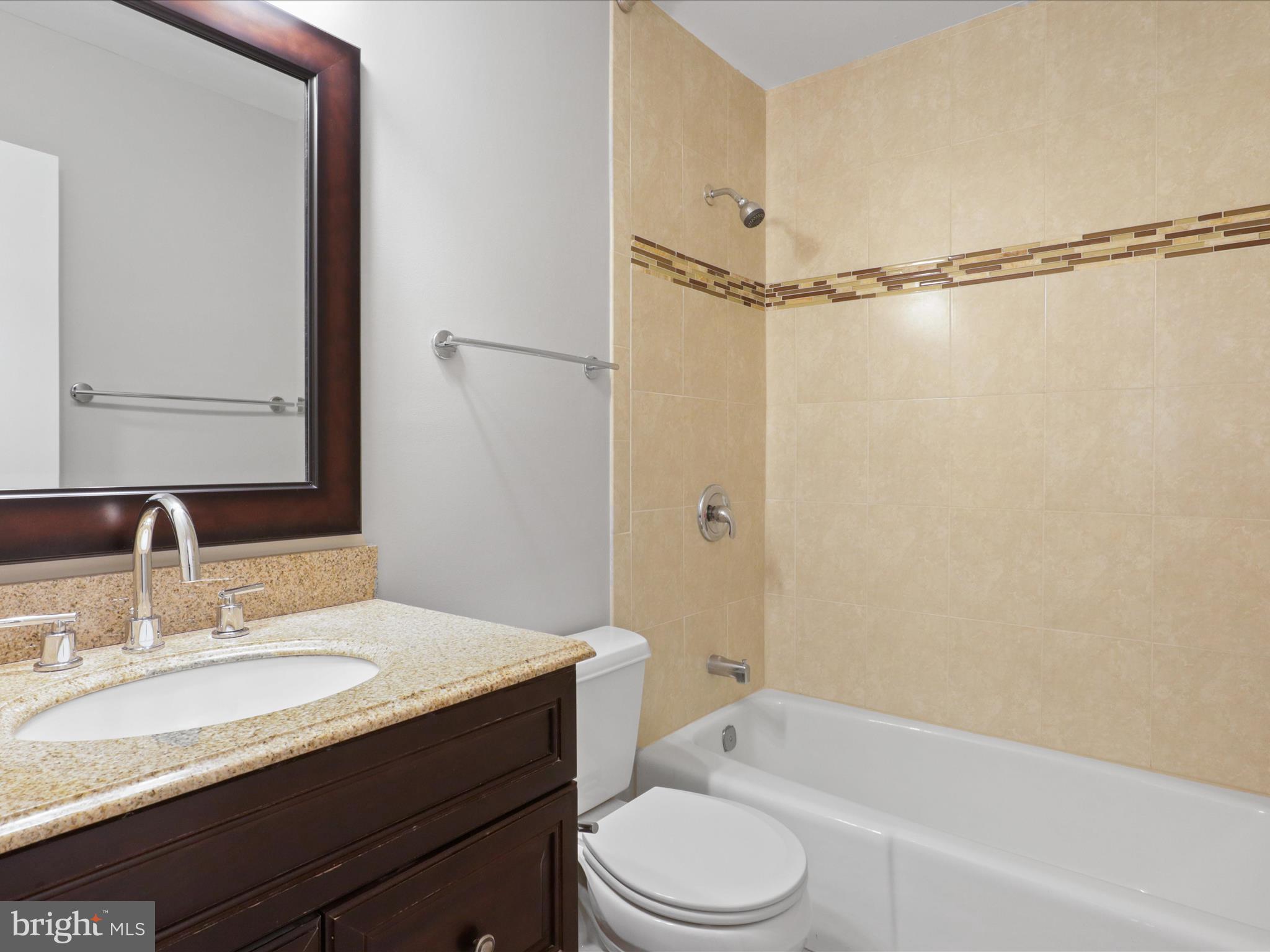 DANBURY FOREST - Residential