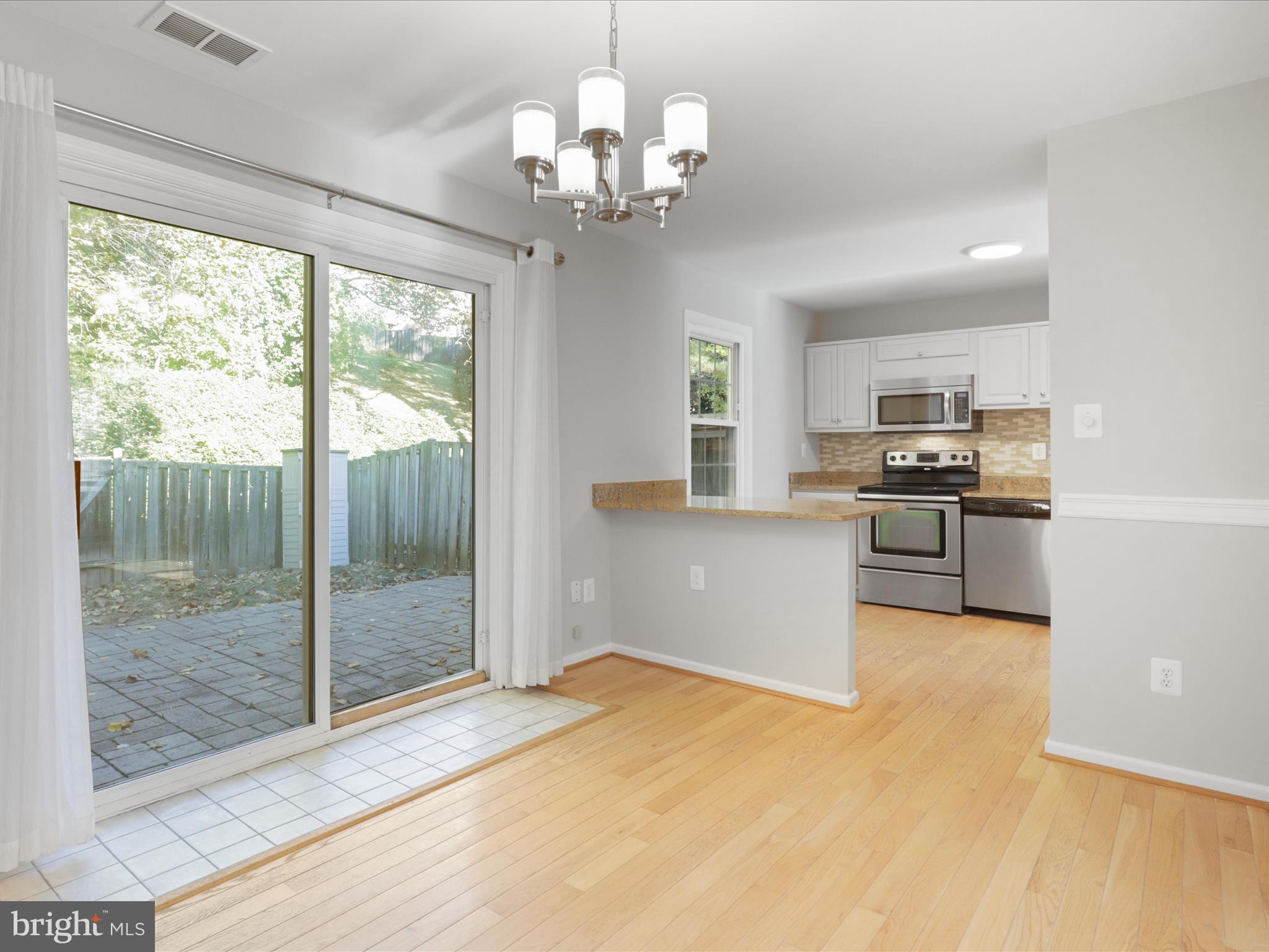 DANBURY FOREST - Residential