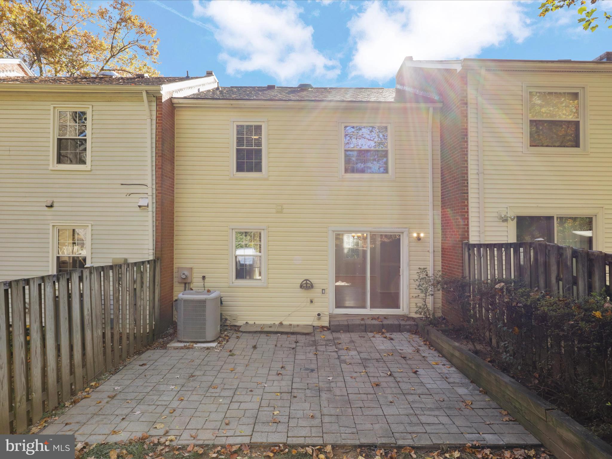 DANBURY FOREST - Residential