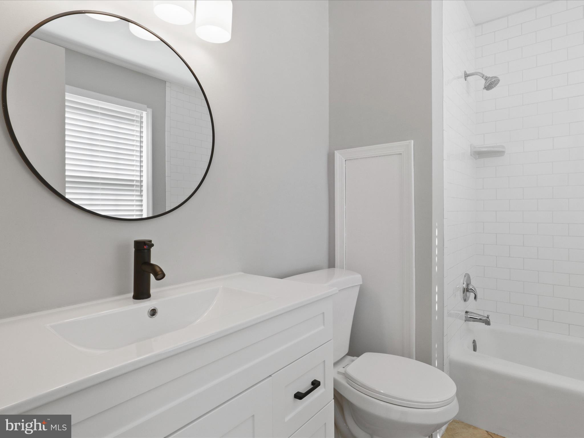 DANBURY FOREST - Residential