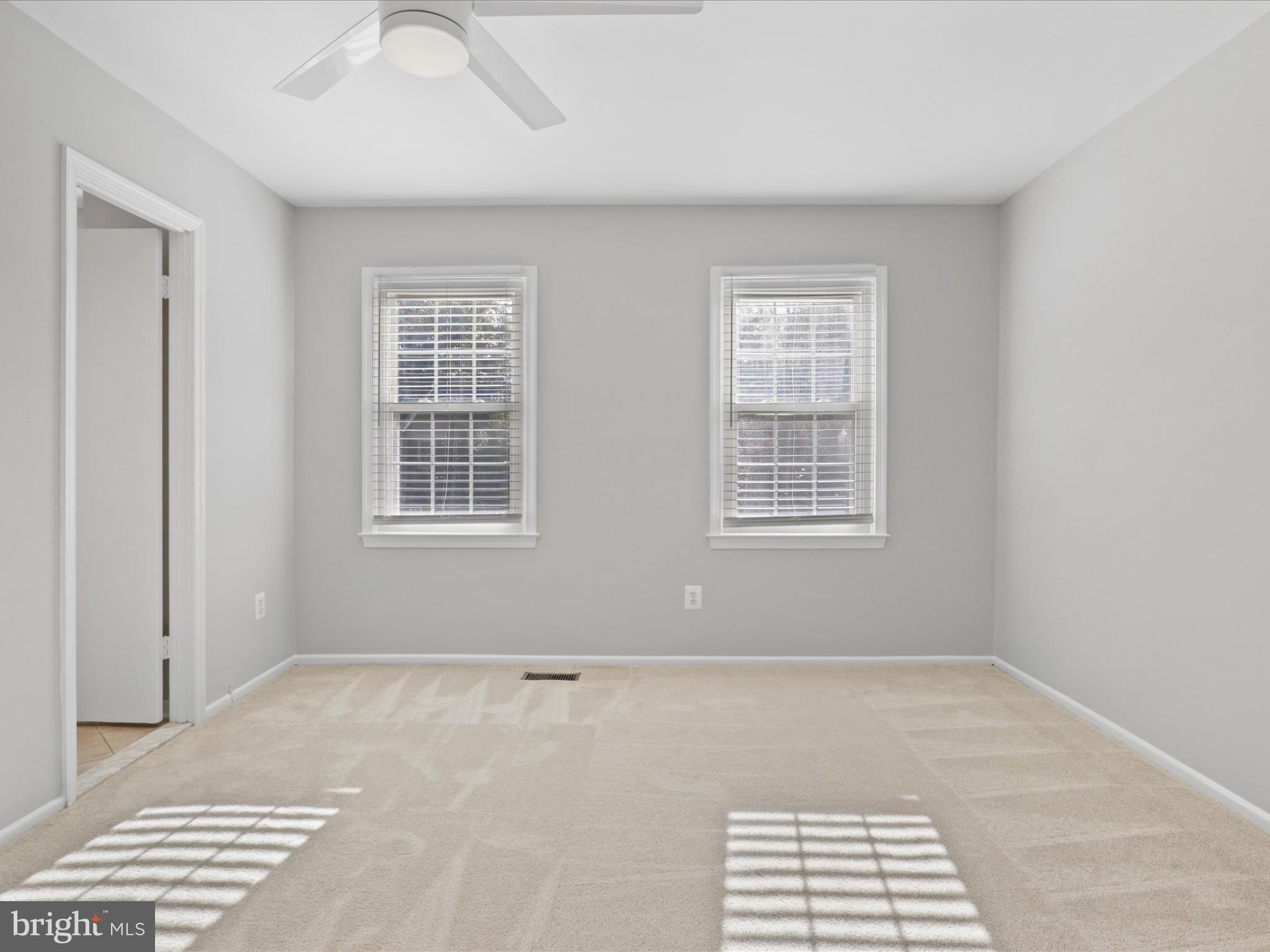 DANBURY FOREST - Residential