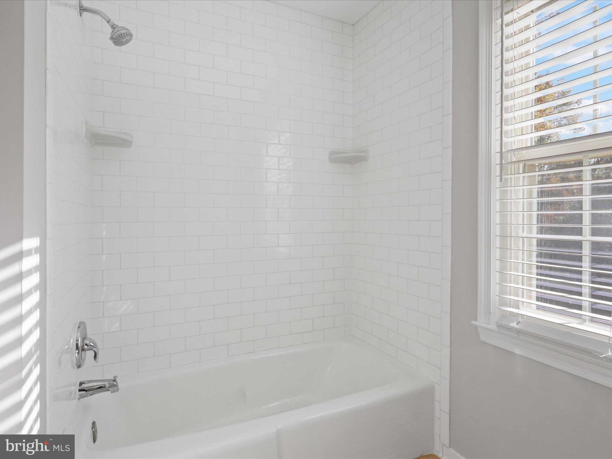 DANBURY FOREST - Residential