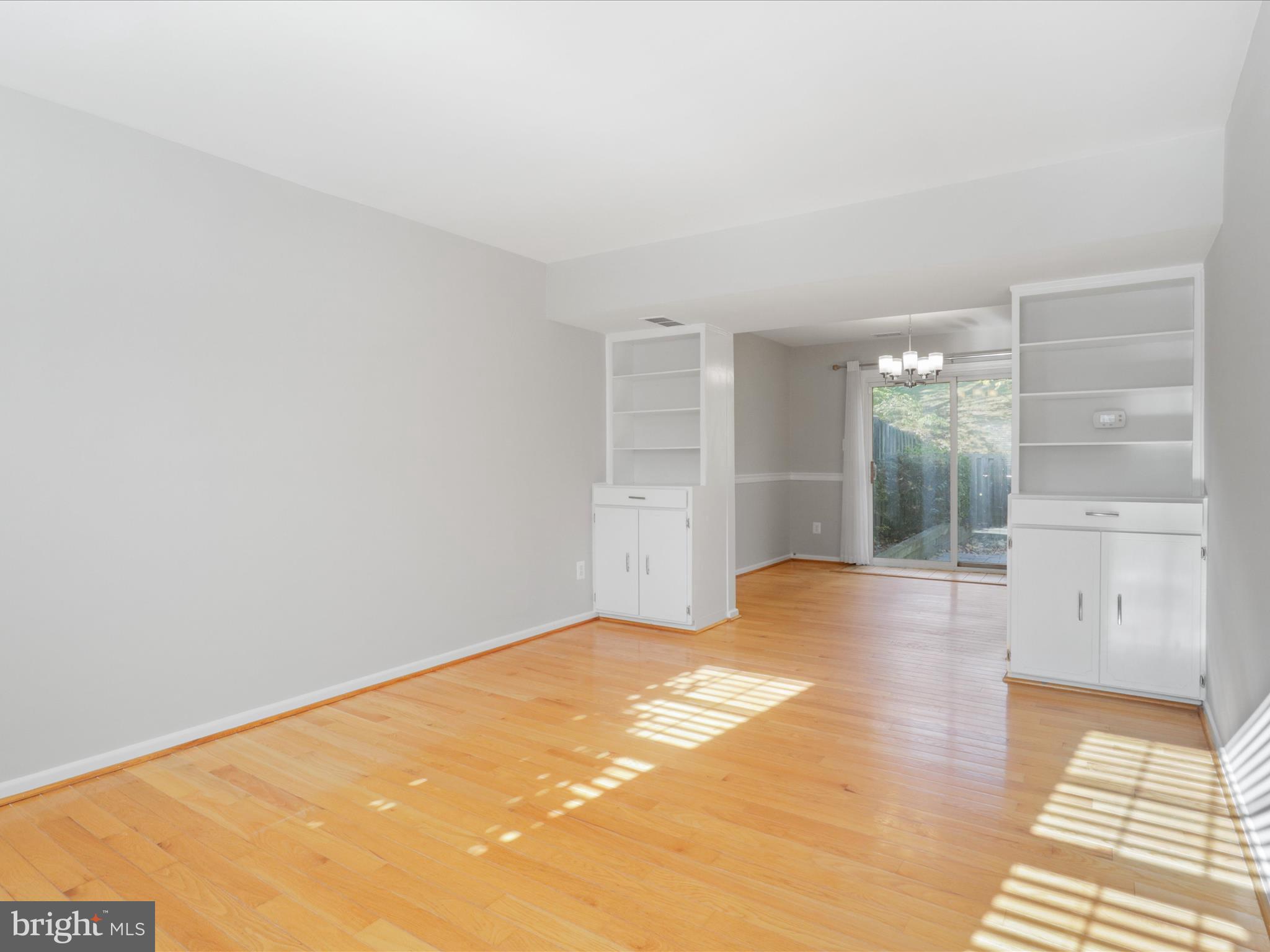 DANBURY FOREST - Residential