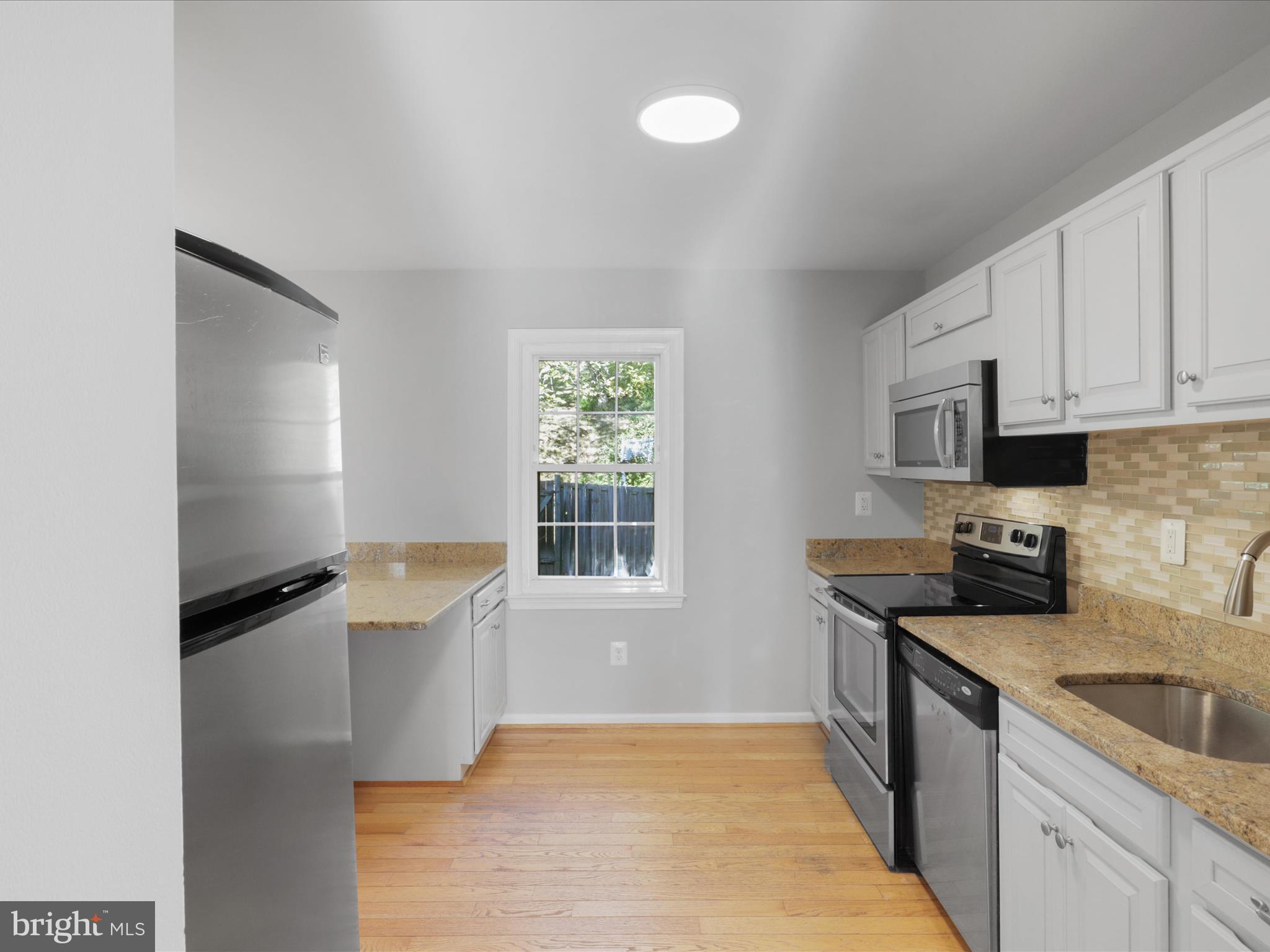 DANBURY FOREST - Residential