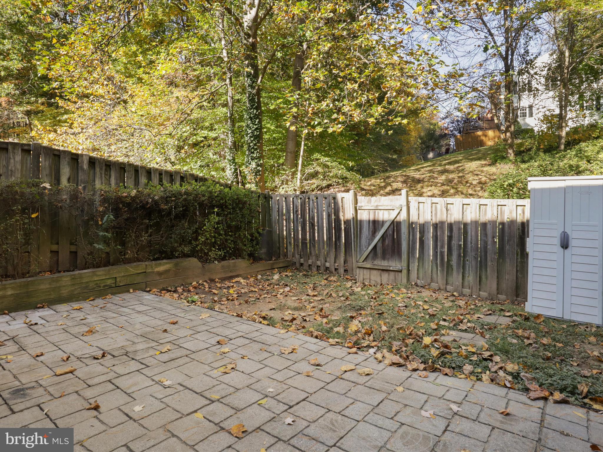 DANBURY FOREST - Residential