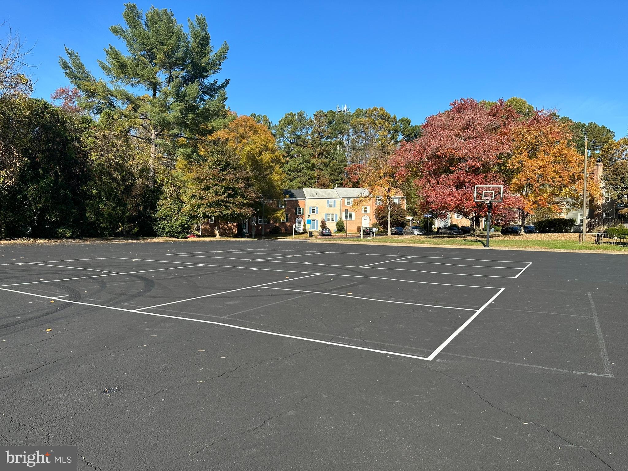 DANBURY FOREST - Residential