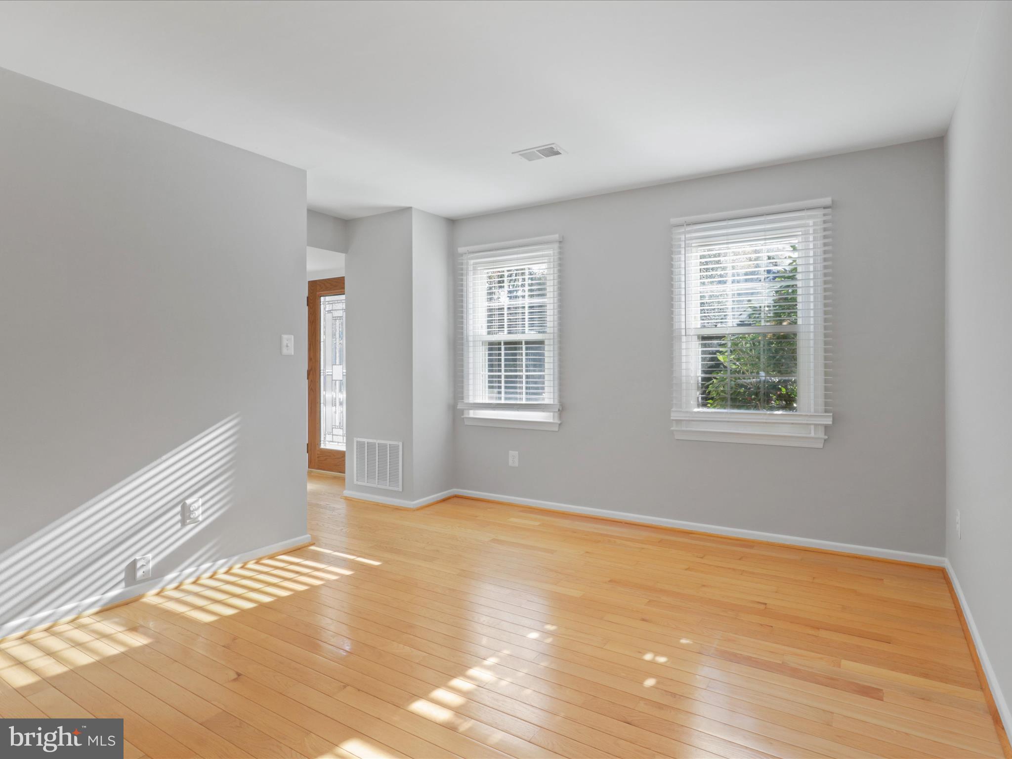 DANBURY FOREST - Residential