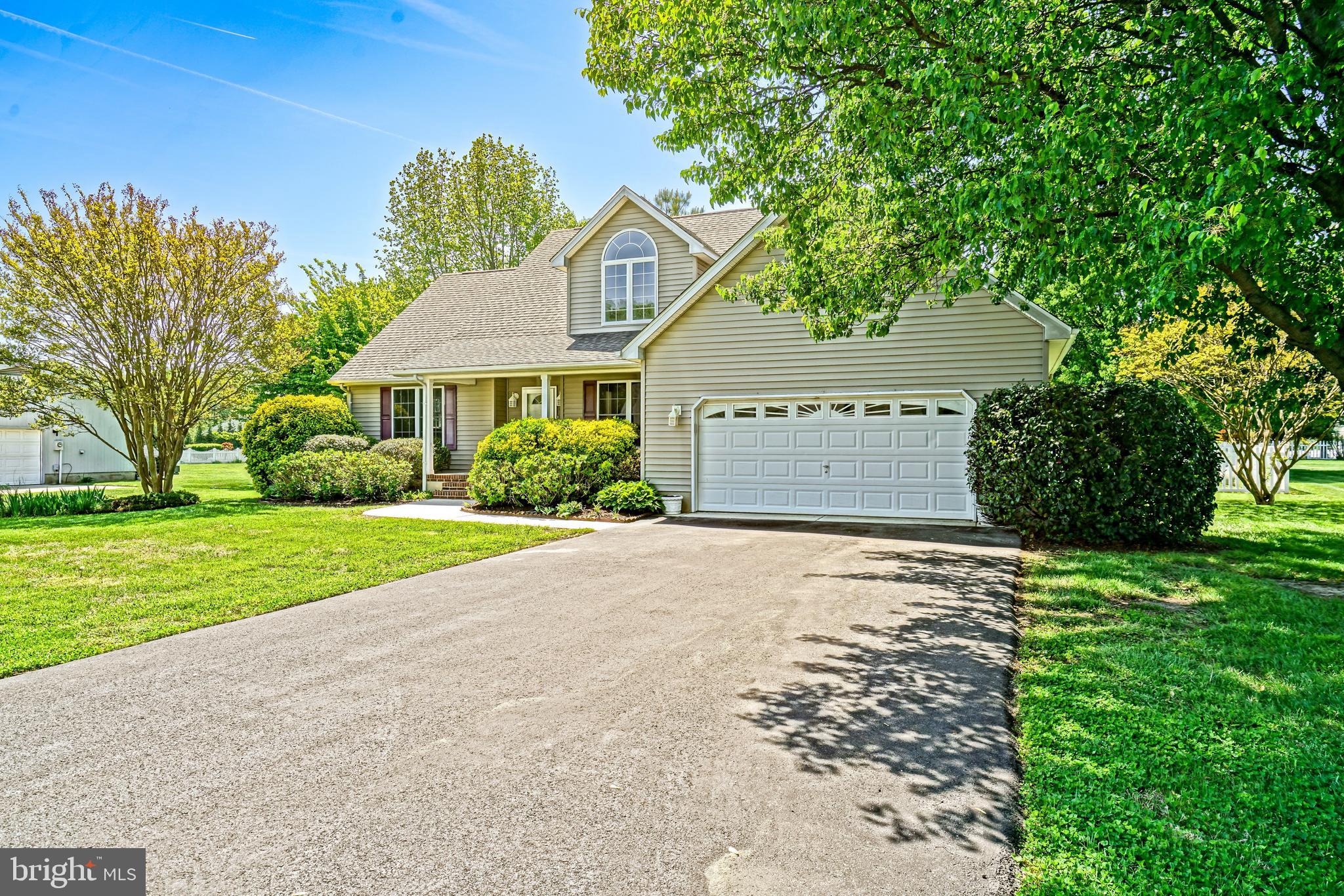 6 ZANES COURT