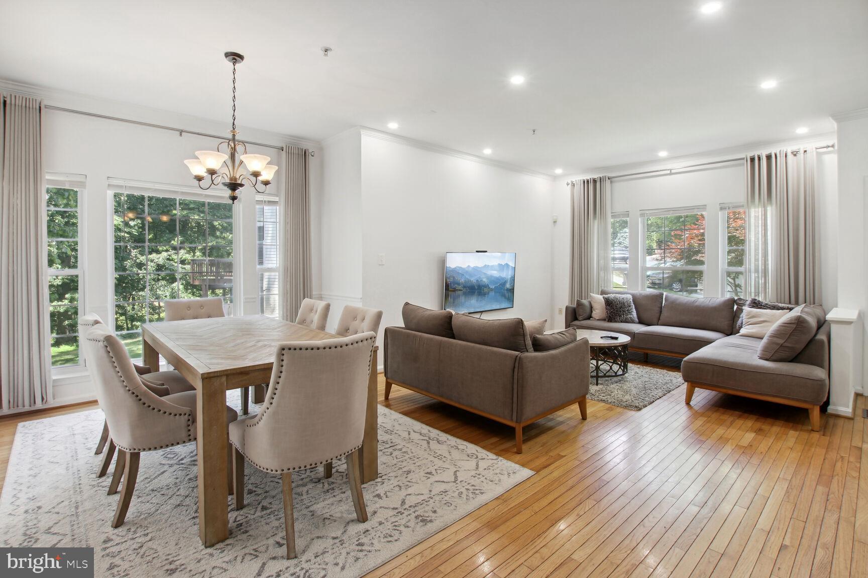 200 TWELVE OAKS DRIVE