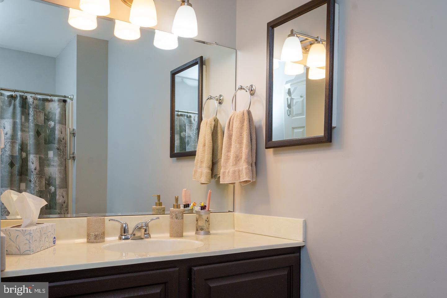 FARMING RIDGE - Residential