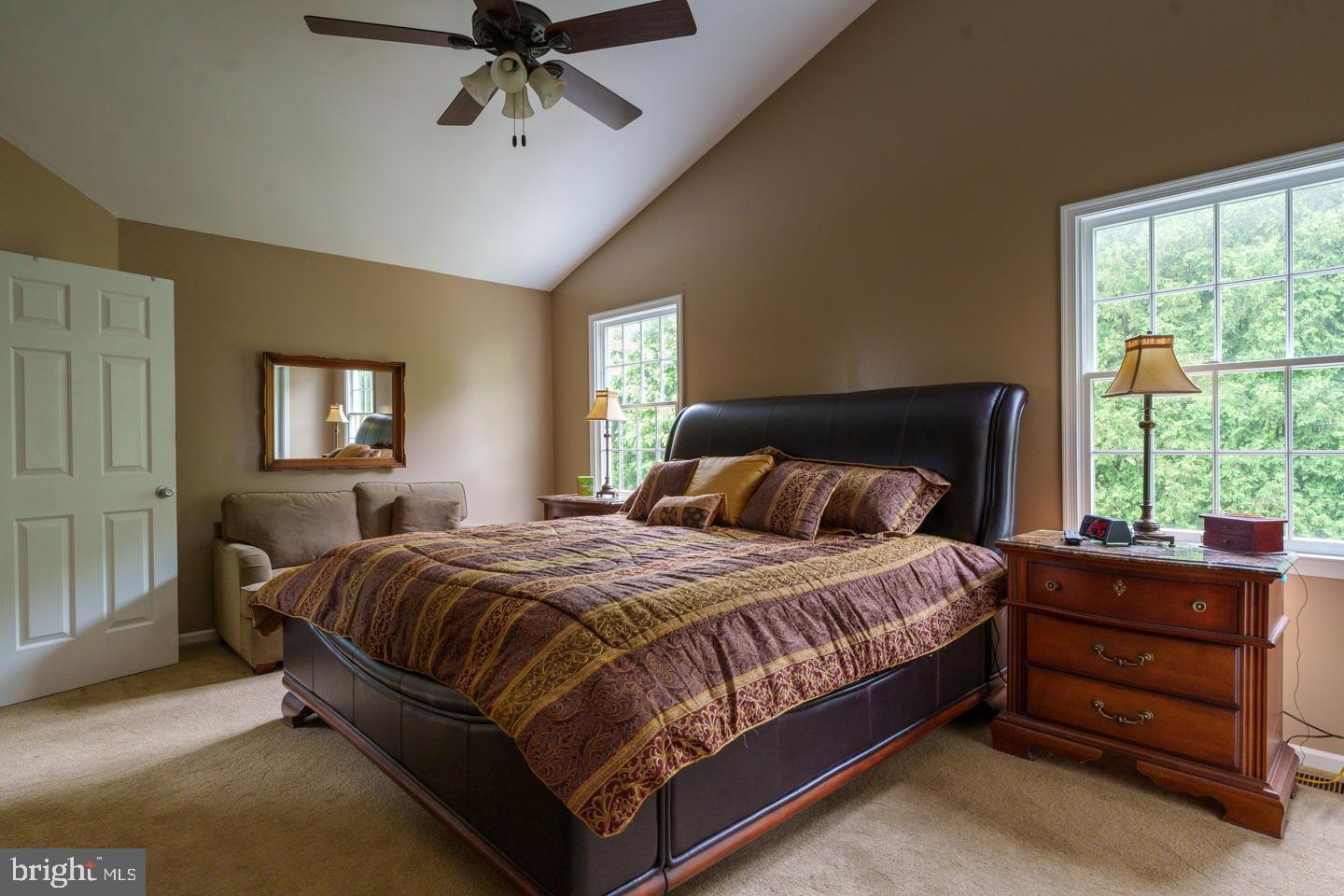 FARMING RIDGE - Residential