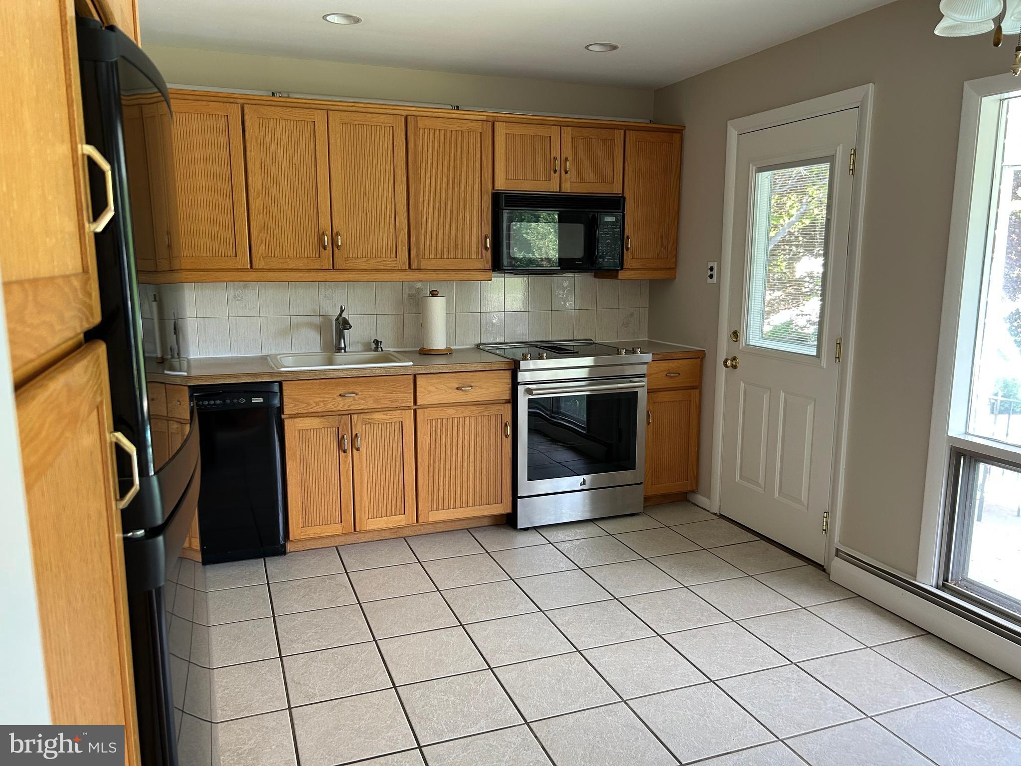 VALLEY FALLS - Residential