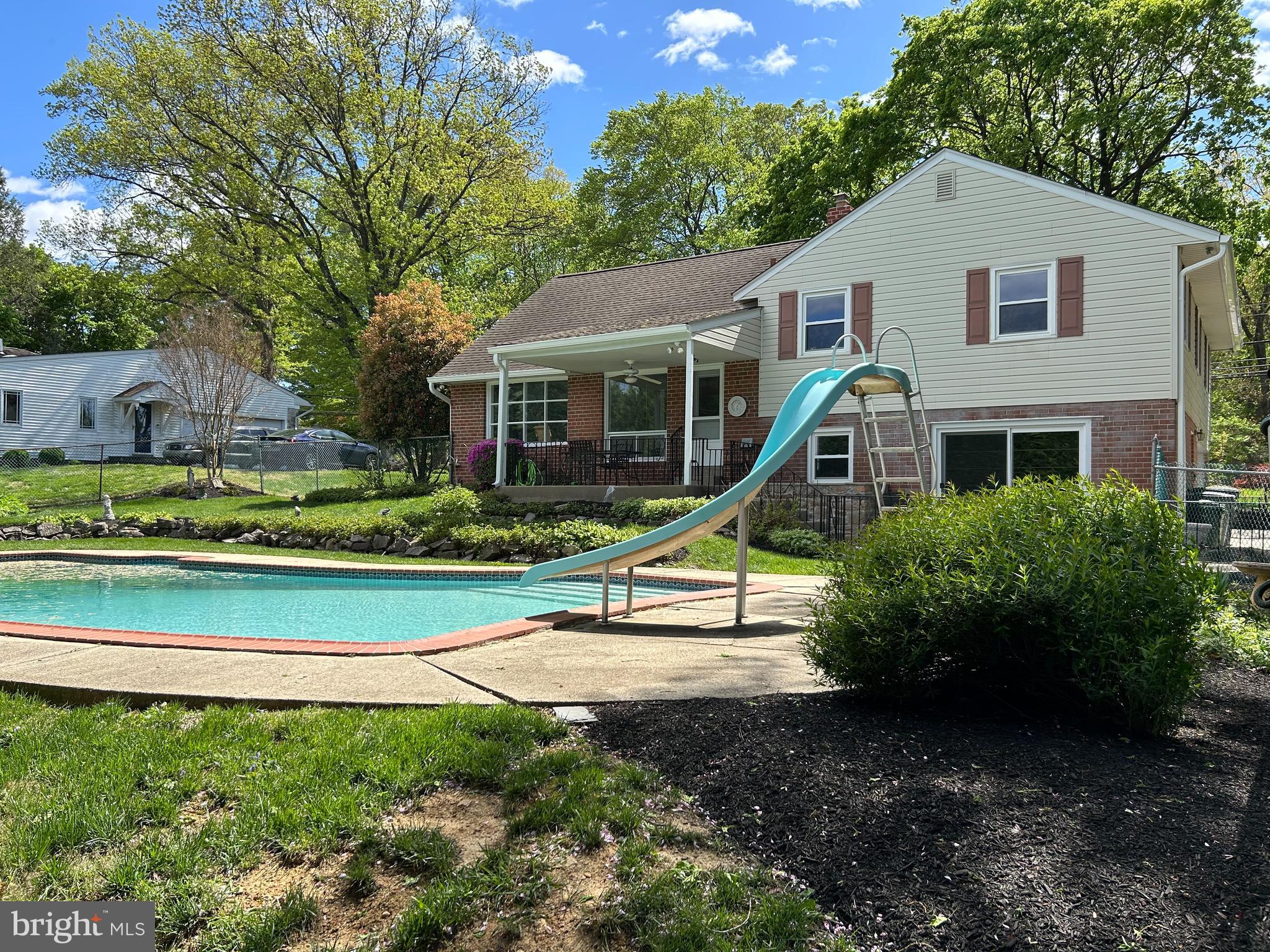 VALLEY FALLS - Residential