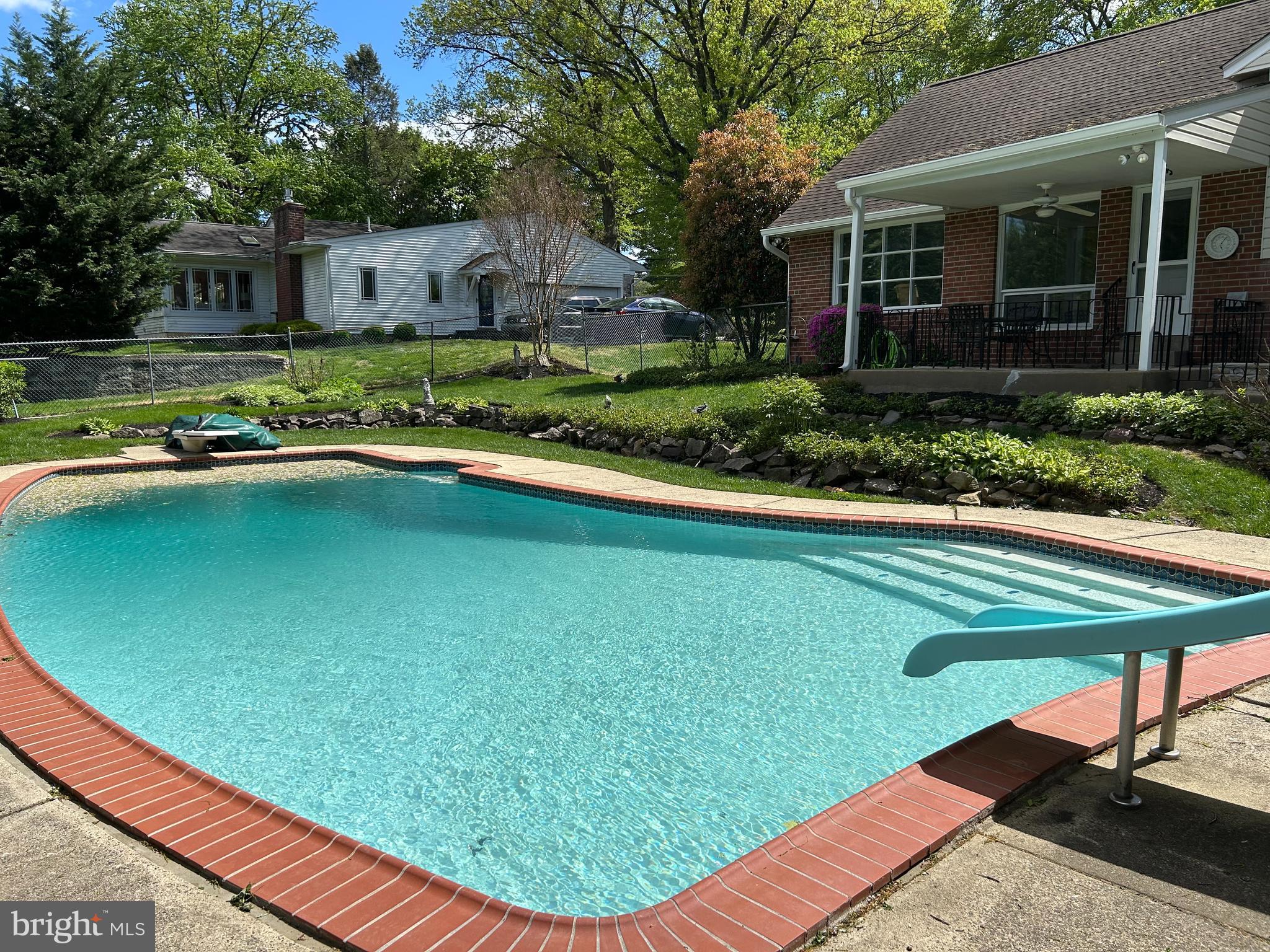 VALLEY FALLS - Residential