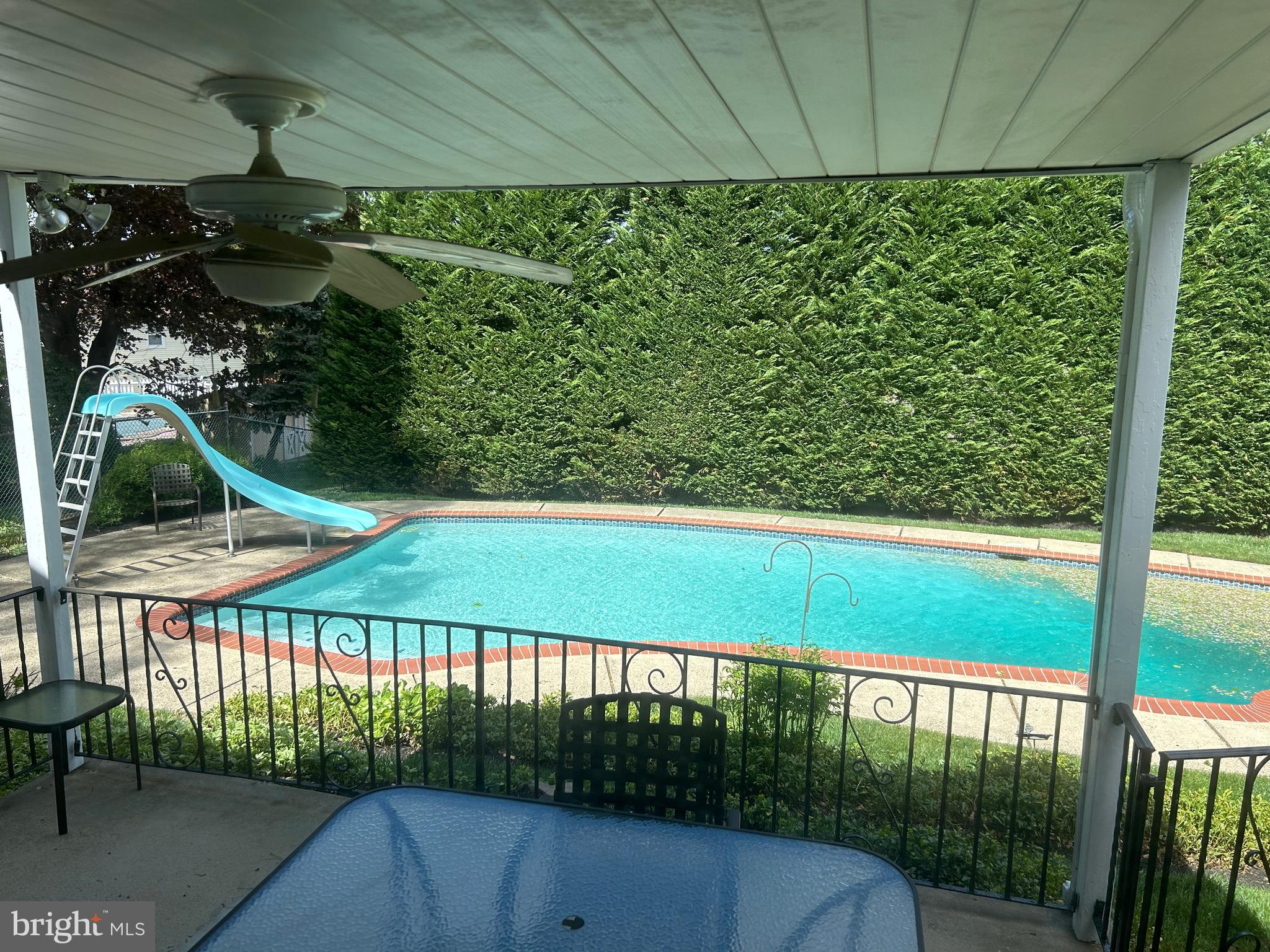VALLEY FALLS - Residential