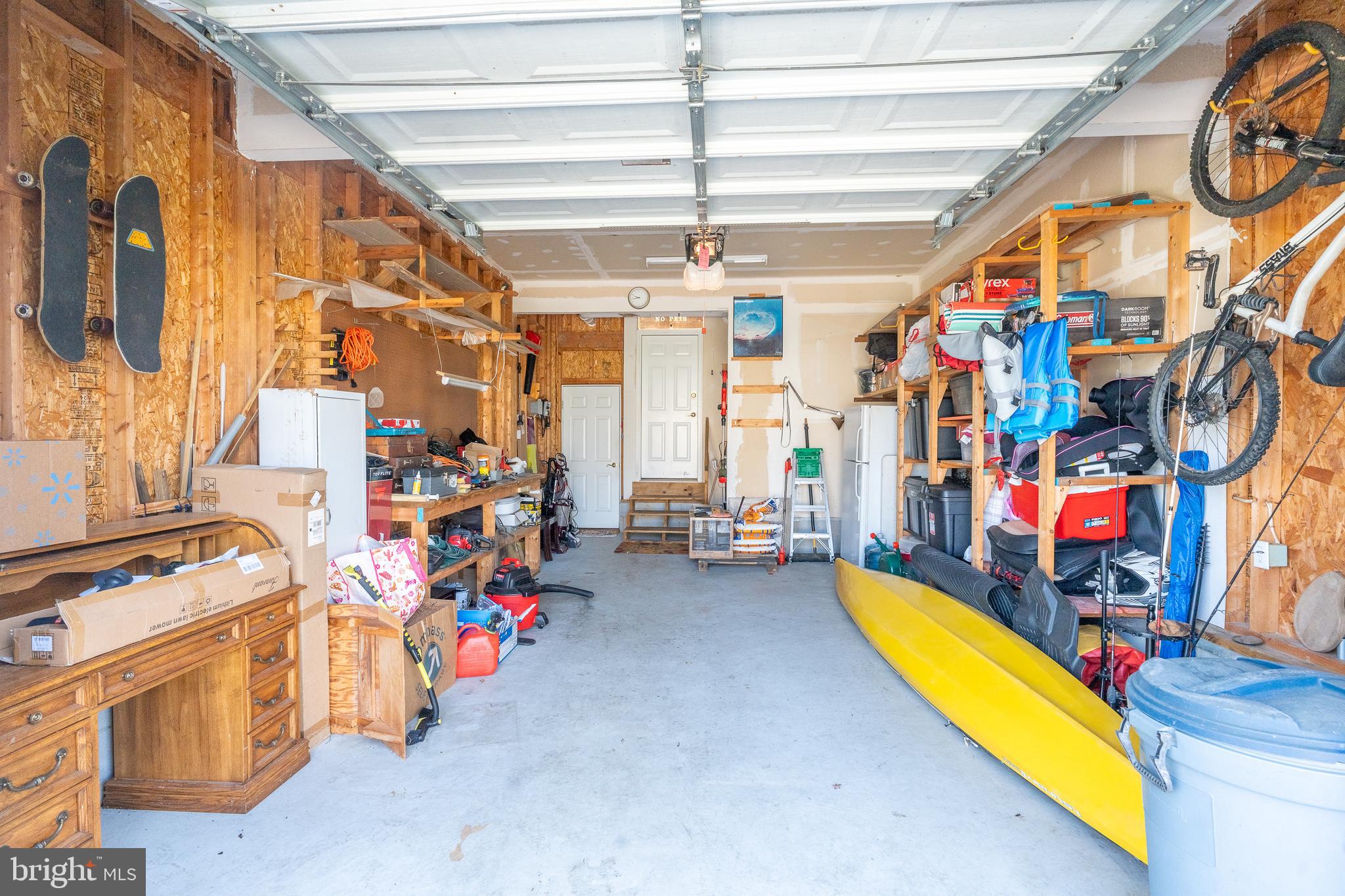 CAPTAIN'S COVE - Residential