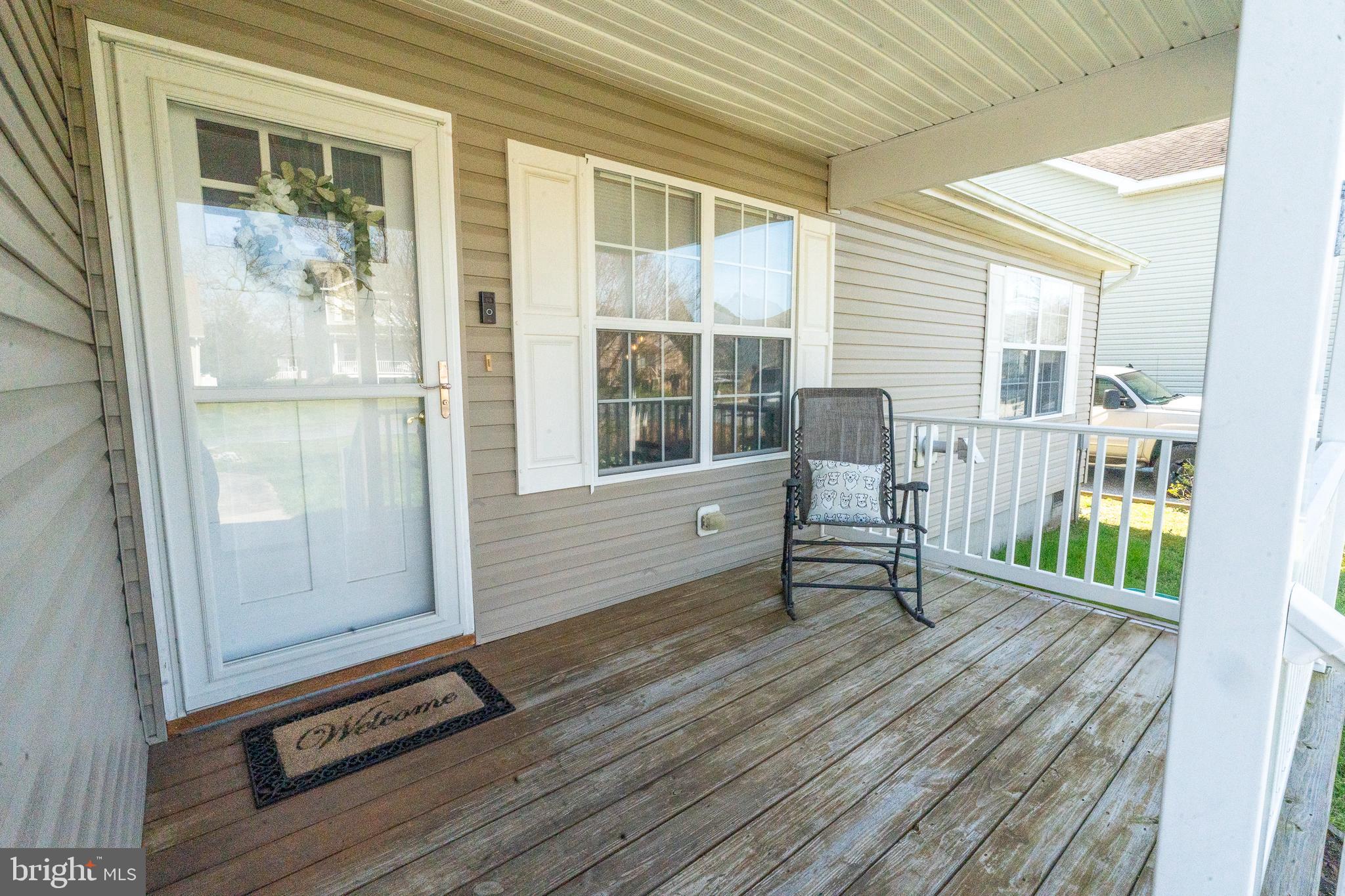 CAPTAIN'S COVE - Residential