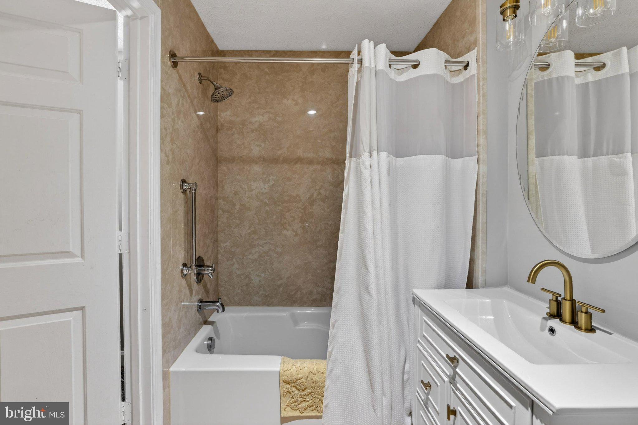 BRINKLEY OVERLOOK - Residential