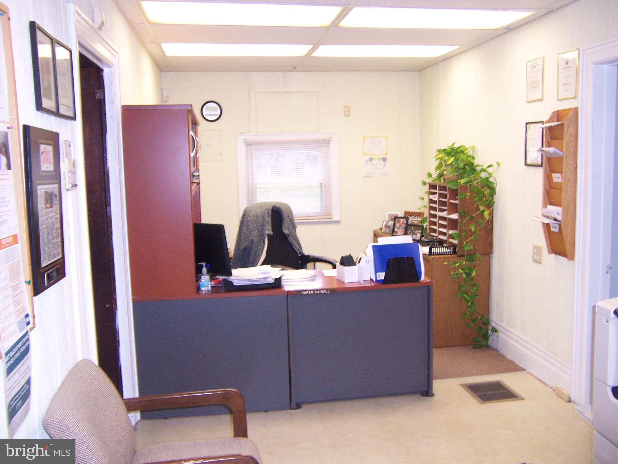 AUBURNDALE - Commercial Sale