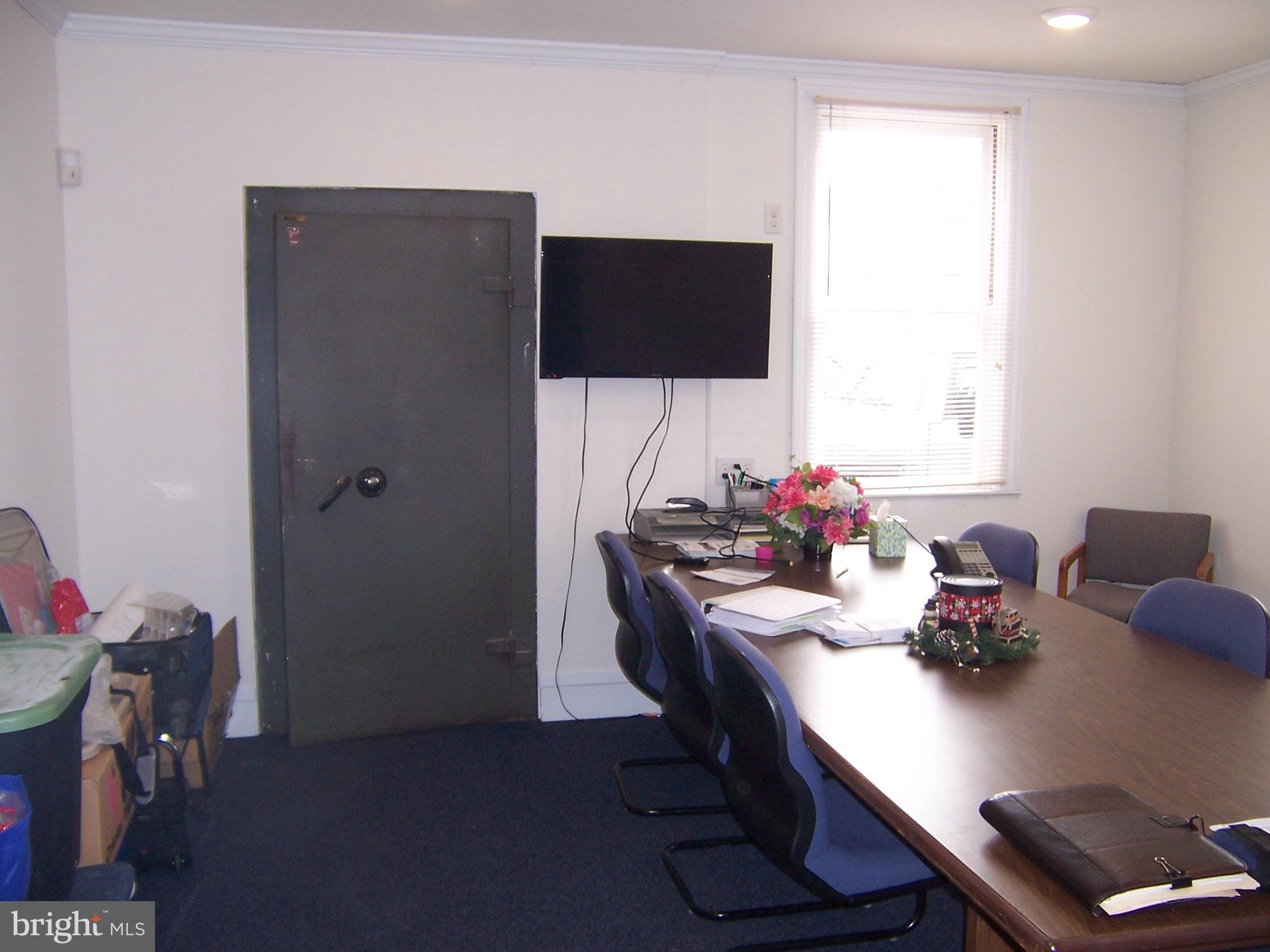 AUBURNDALE - Commercial Sale