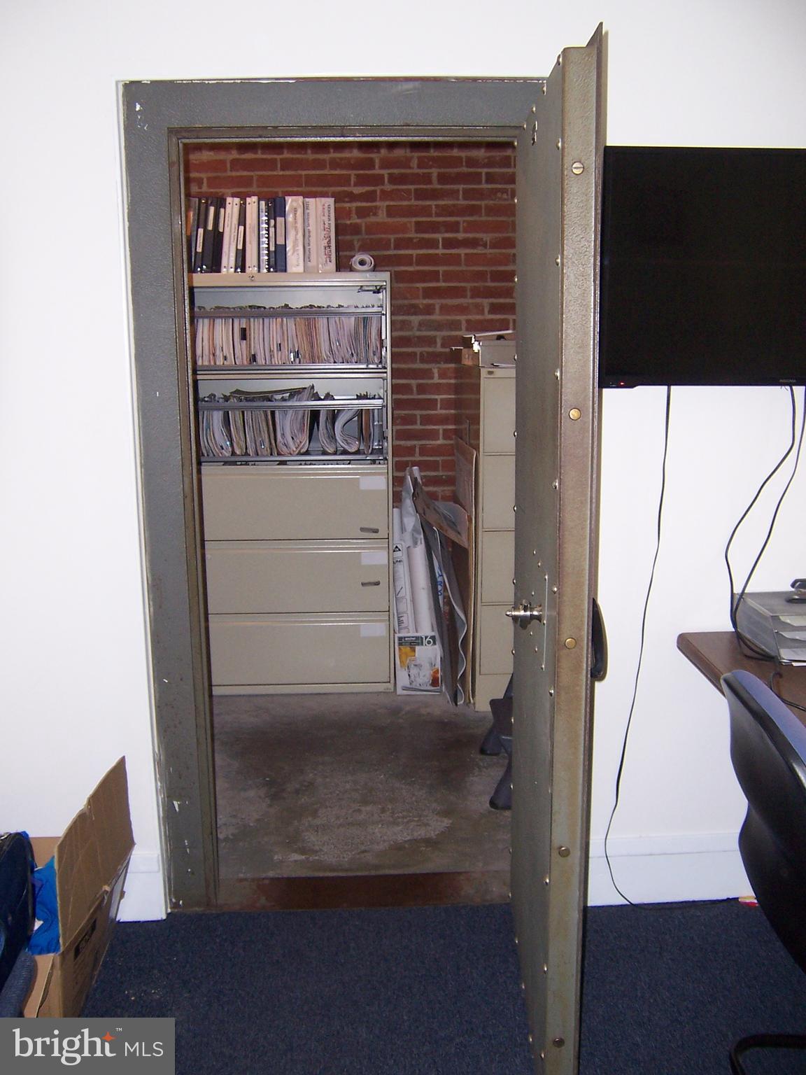 AUBURNDALE - Commercial Sale