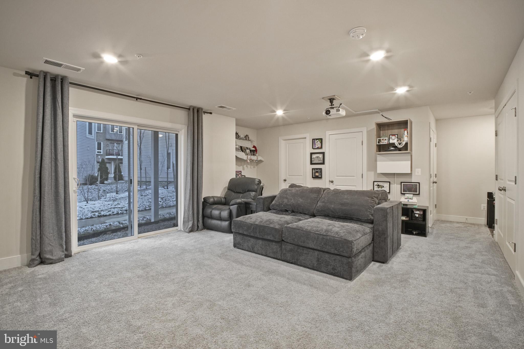 RIPPON LANDING - Residential