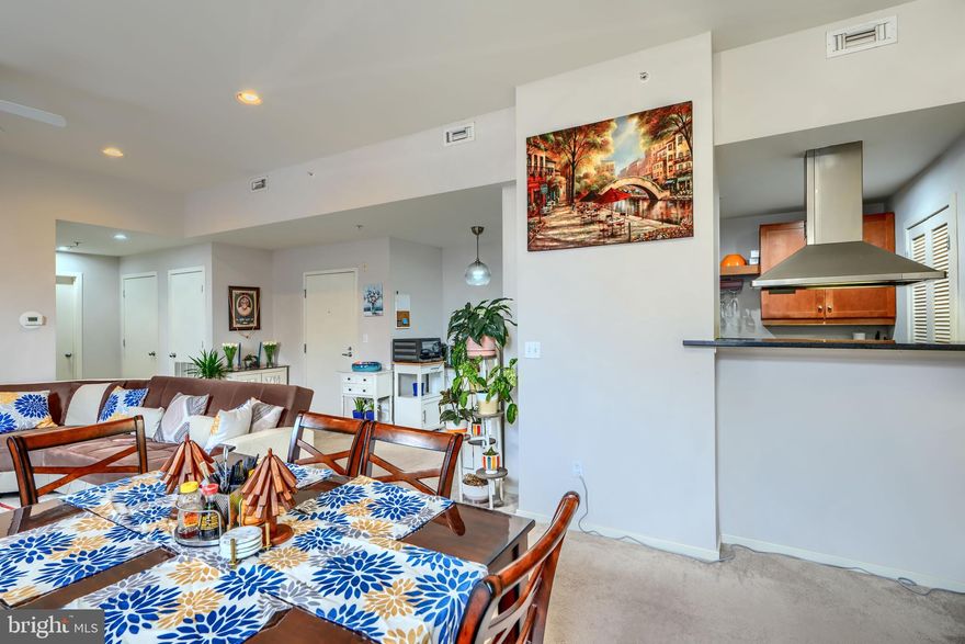 Discover sleek urban living in this 2-bedroom, 2-bathroom condo at 1211 Light Street, Unit 208. With 1,000 square feet of contemporary design, the residence features large, light-filled bedrooms and a spacious living area. The kitchen boasts stainless steel appliances and a breakfast bar, ideal for culinary pursuits.
Enjoy a huge rooftop deck, along with amenities like a gym, basketball court, and common media room. Secure garage parking and a secure mail area offer peace of mind, complemented by a modern security system. The low-rise building includes air conditioning and a washer/dryer for added convenience.
Nestled in Baltimore's vibrant Federal Hill, this home provides convenient access to an array of dining and entertainment options. Embrace the smart, comfortable lifestyle this residence offers.